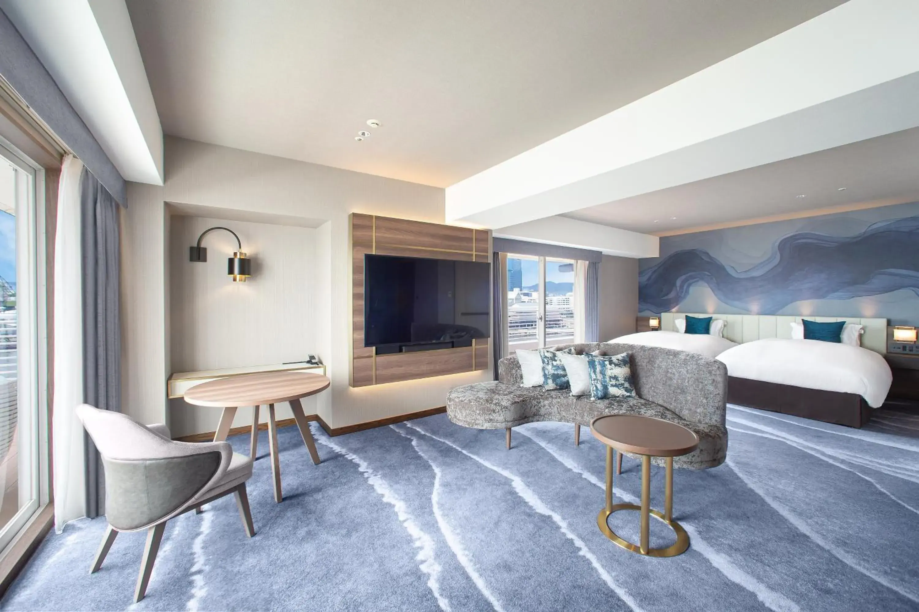 Junior Corner Suite Wide Balcony South View - single occupancy in Kobe Meriken Park Oriental Hotel Junior Corner Suite Wide Balcony South View - single occupancy in Kobe Meriken Park Oriental Hotel