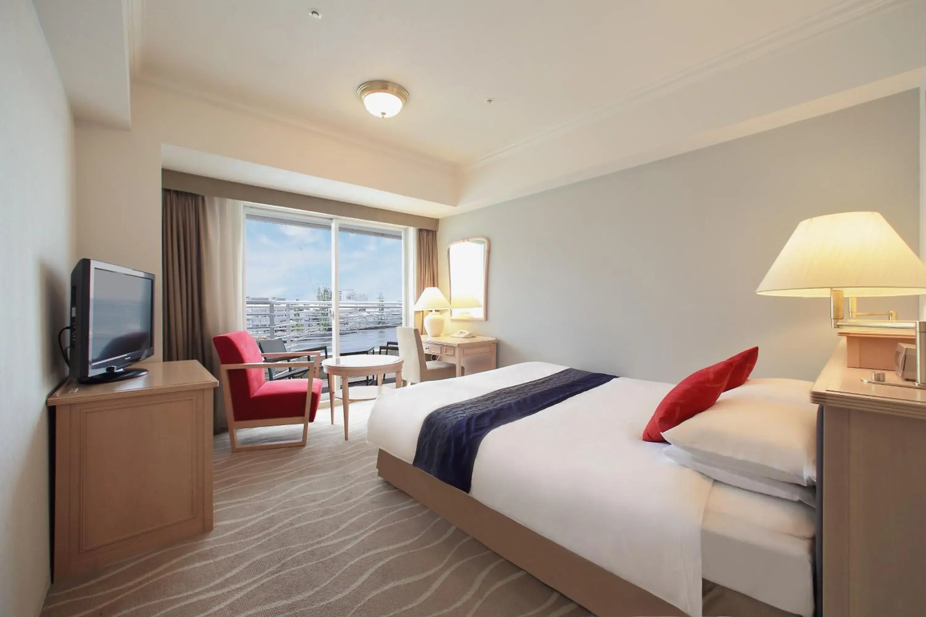 Standard Double West View - single occupancy in Kobe Meriken Park Oriental Hotel Standard Double West View - single occupancy in Kobe Meriken Park Oriental Hotel