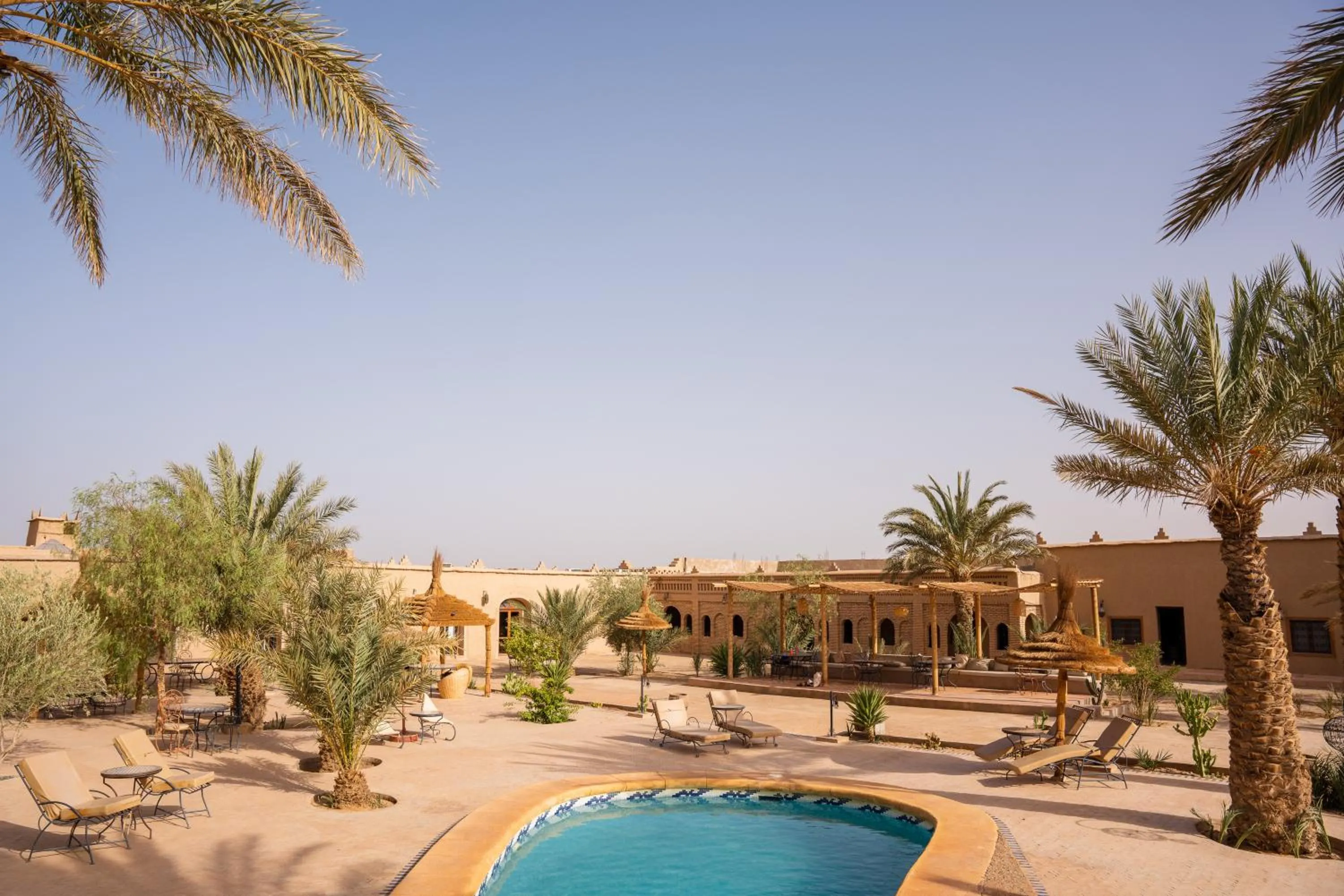 Swimming pool in RiadSuerteloca Merzouga