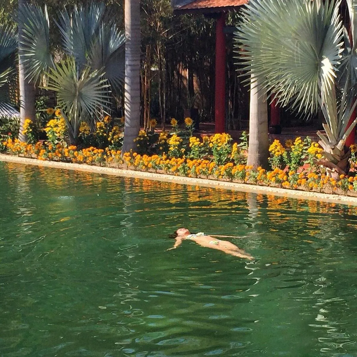 Swimming pool in Full Moon Village Resort