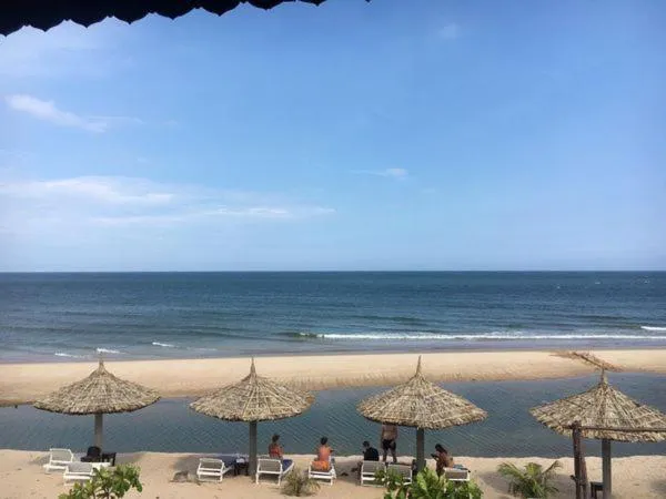 Beach in Full Moon Village Resort