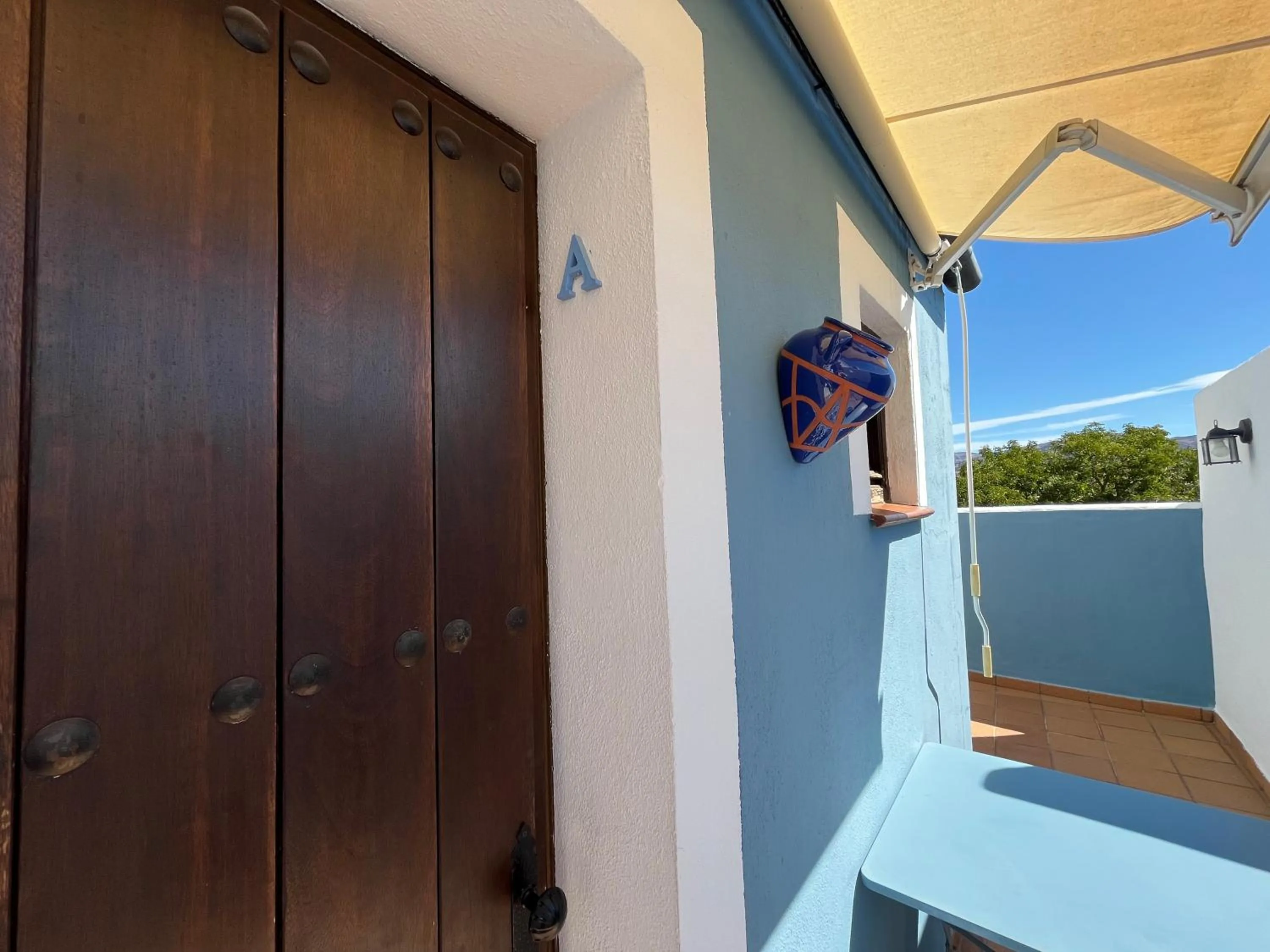 Facade/entrance in Boabdil Guesthouse