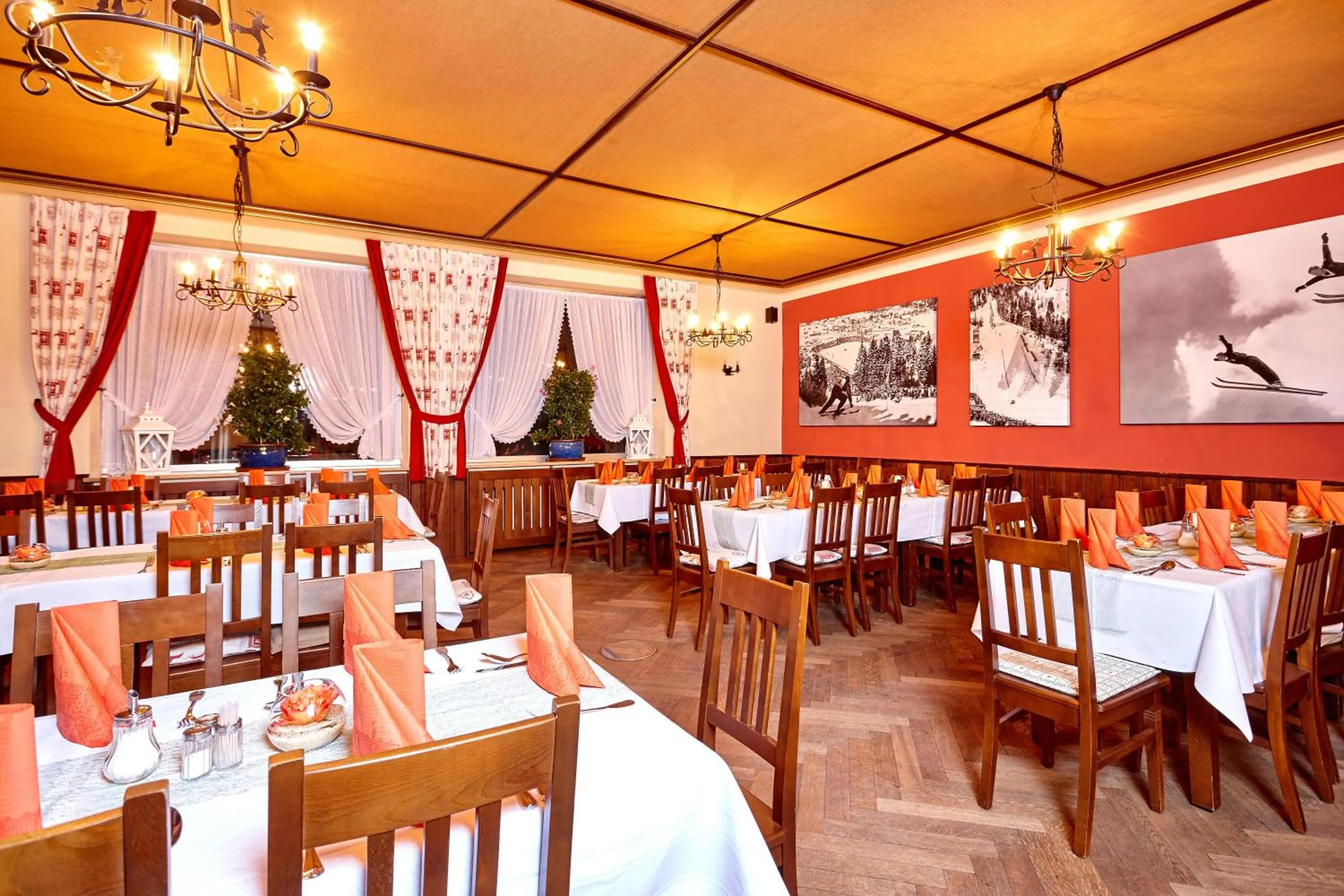 Restaurant/places to eat in Olympia Haus