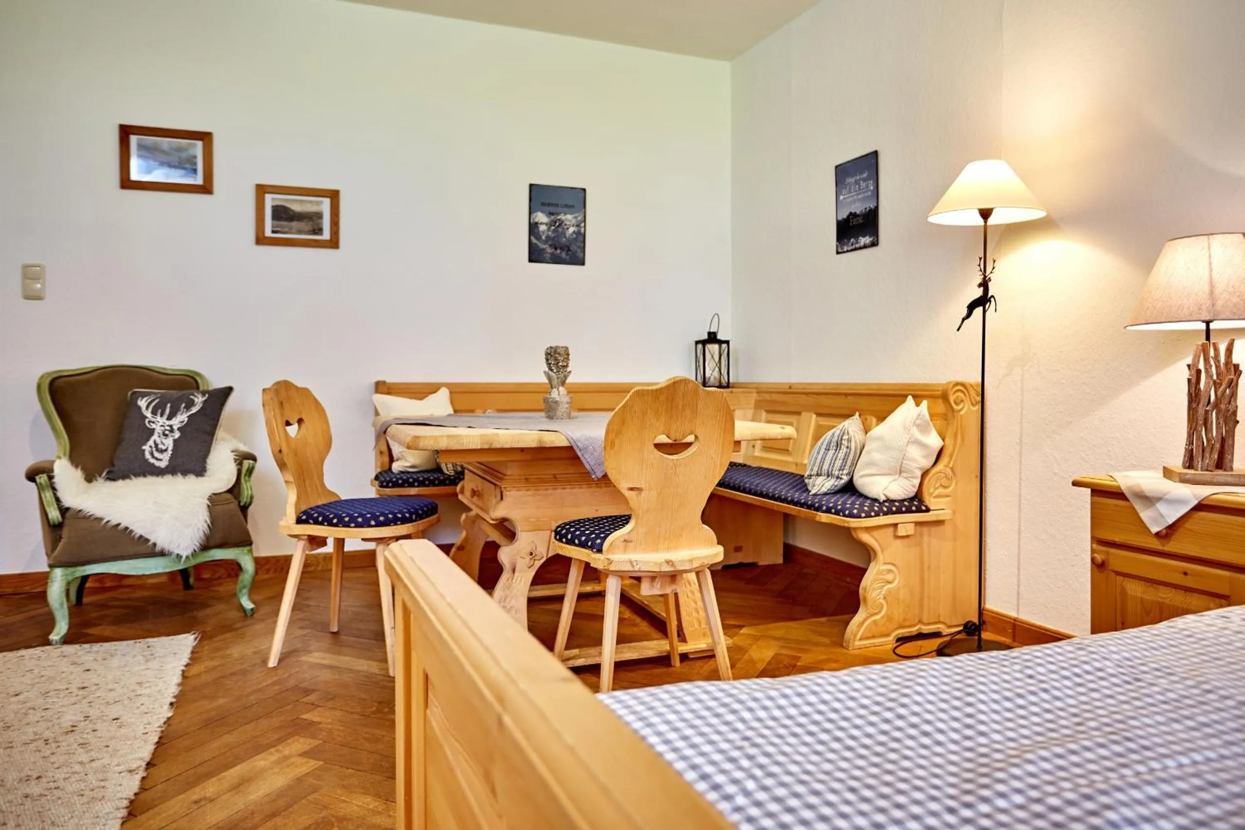 Decorative detail in Olympia Haus