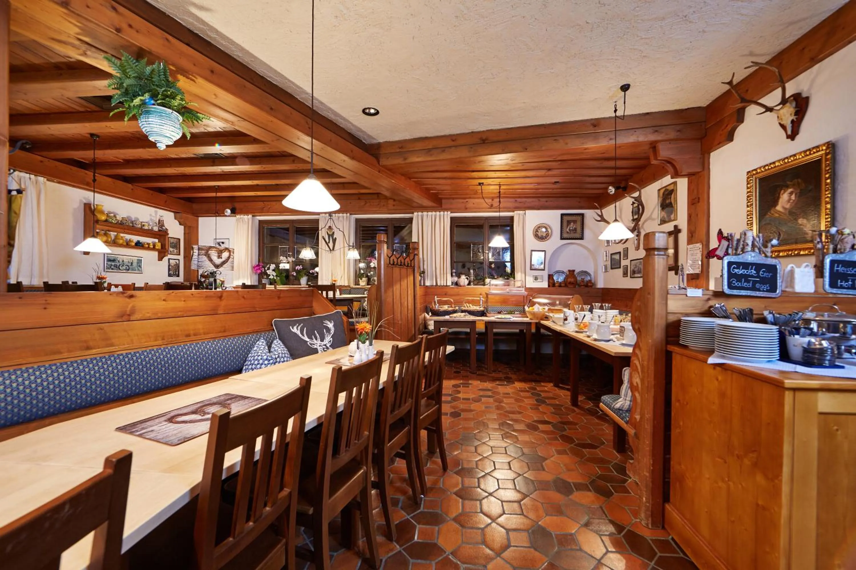 Decorative detail in Olympia Haus