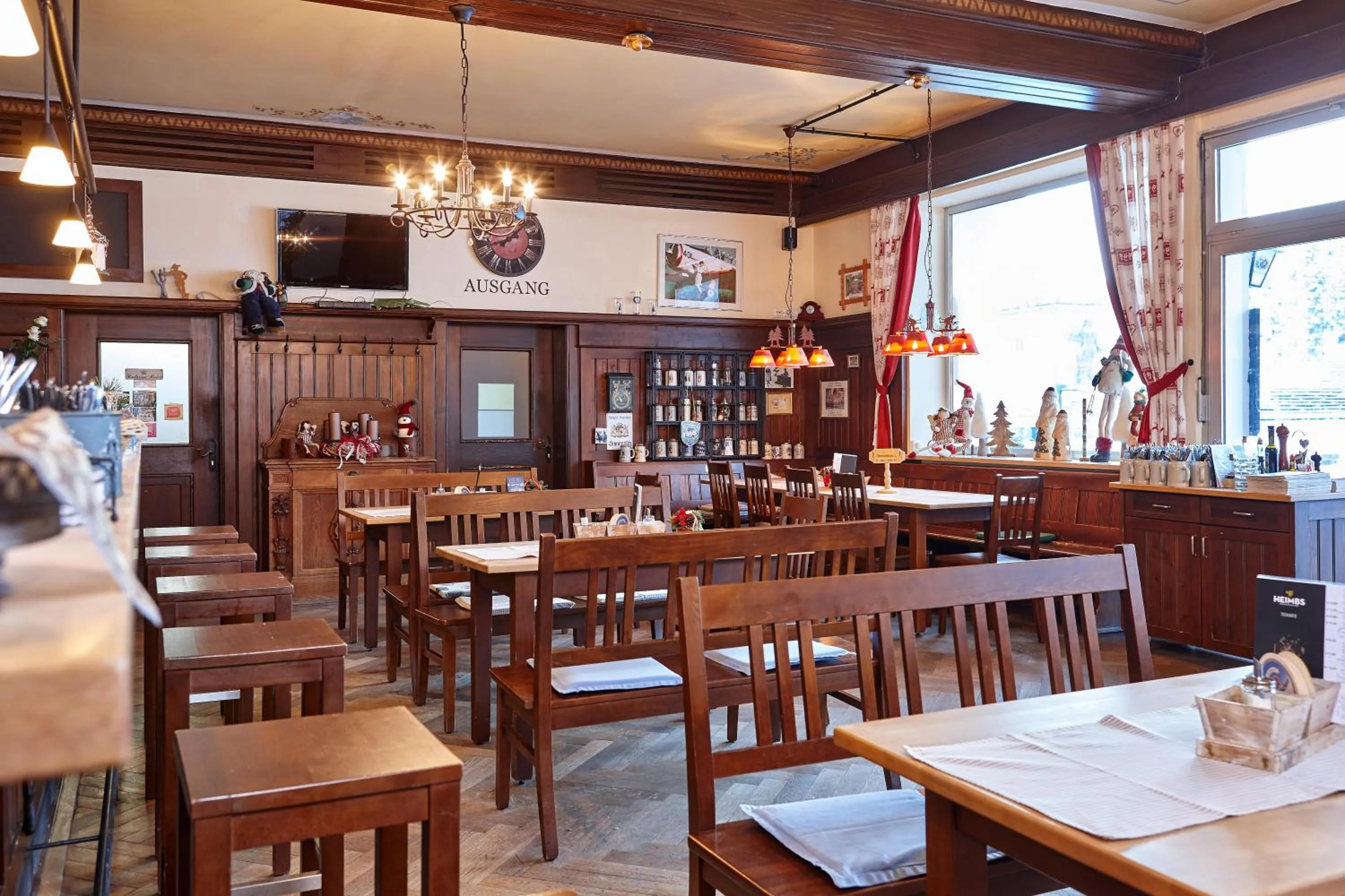 Restaurant/places to eat in Olympia Haus