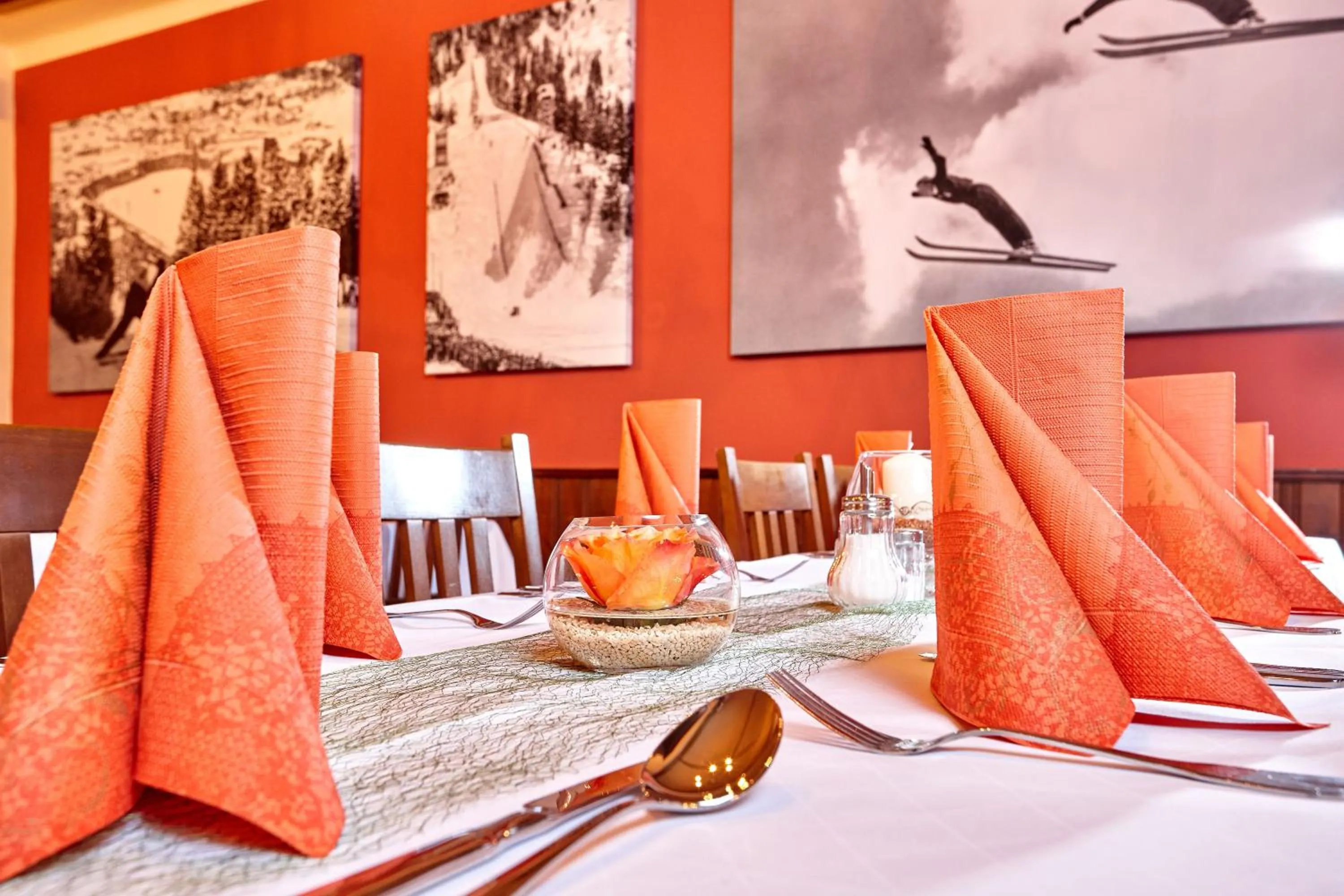 Restaurant/places to eat in Olympia Haus