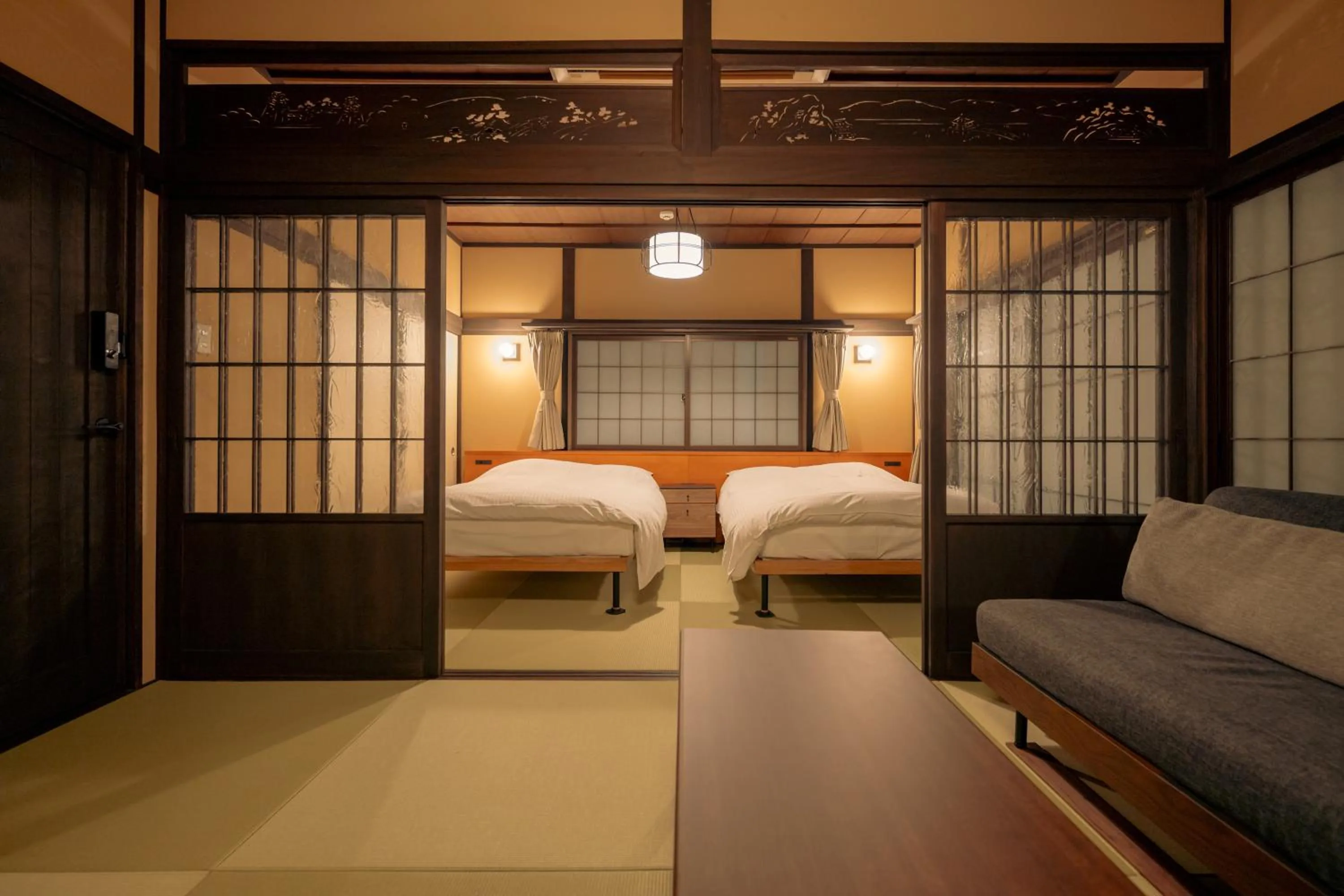 Photo of the whole room, Bed in Hotel Hanakoyado