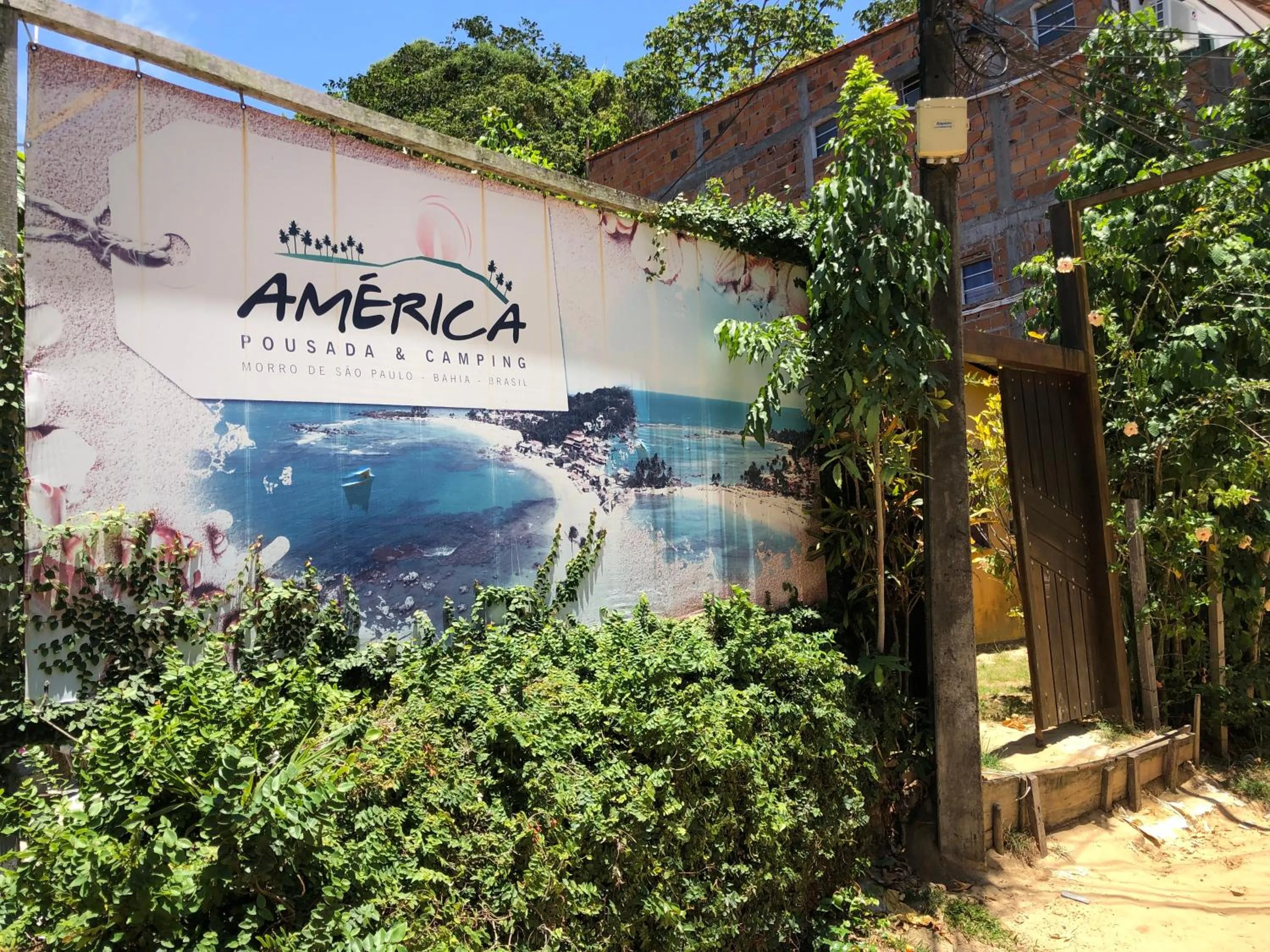 Pousada e Camping América