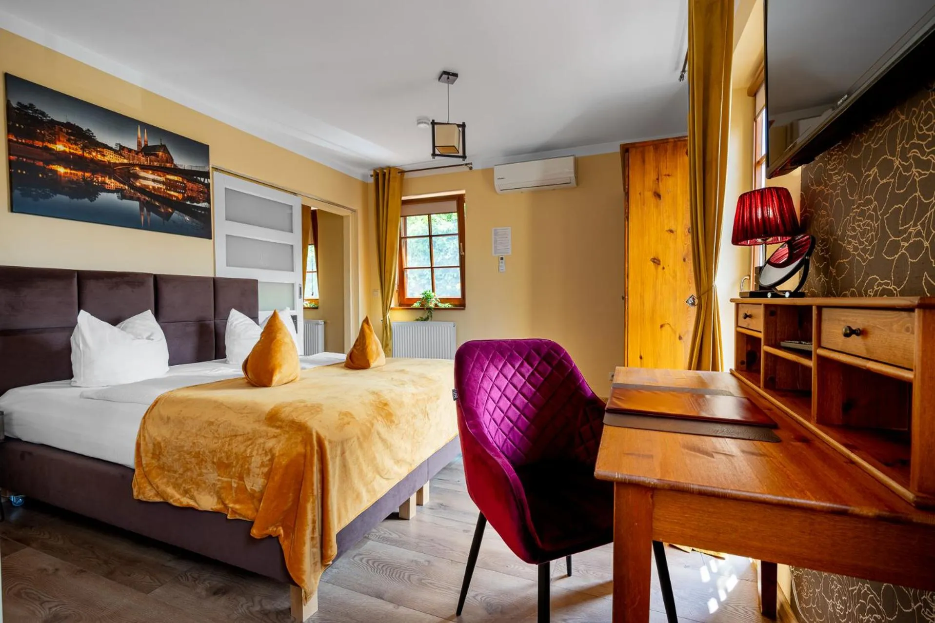 Photo of the whole room, Bed in Pensjonat Miejski