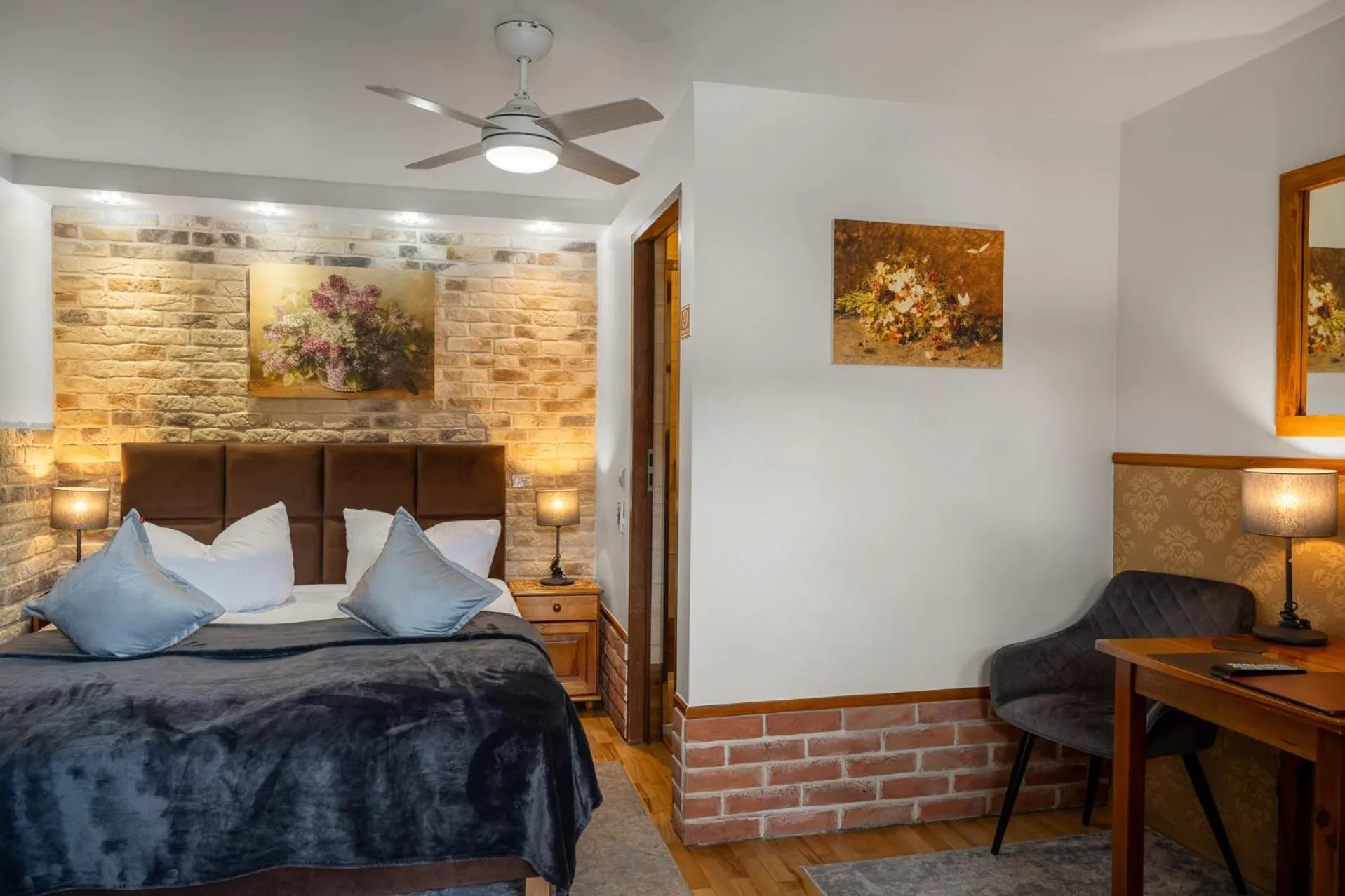 Photo of the whole room, Bed in Pensjonat Miejski