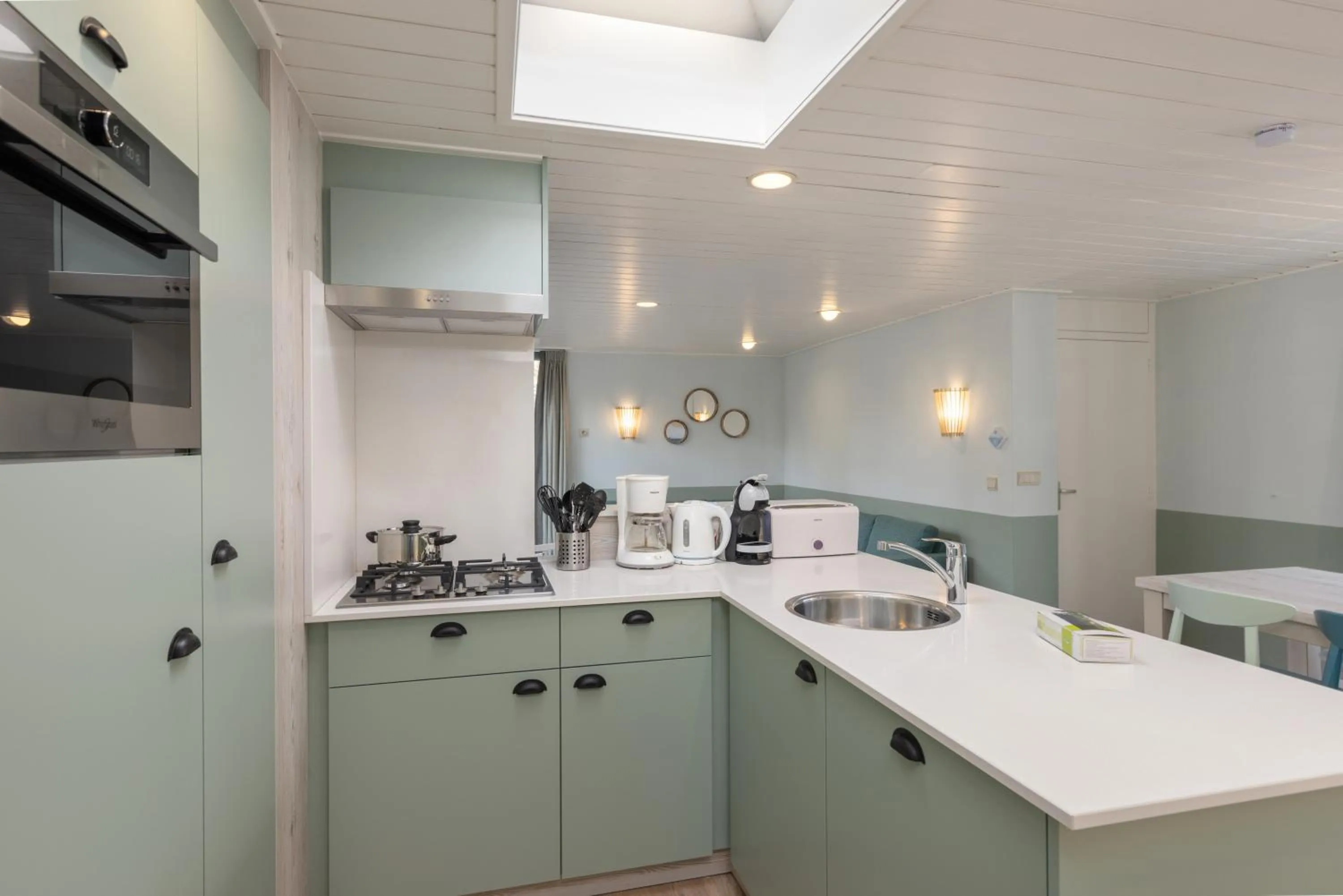 Kitchen or kitchenette in Center Parcs Vossemeren