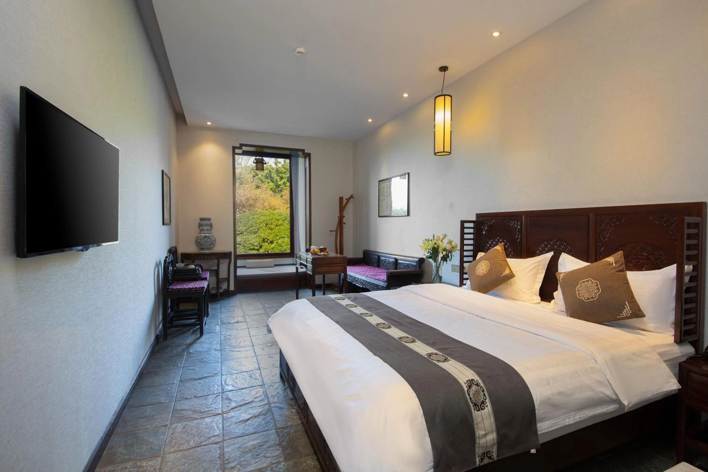 Photo of the whole room, Bed in Aroma Tea House