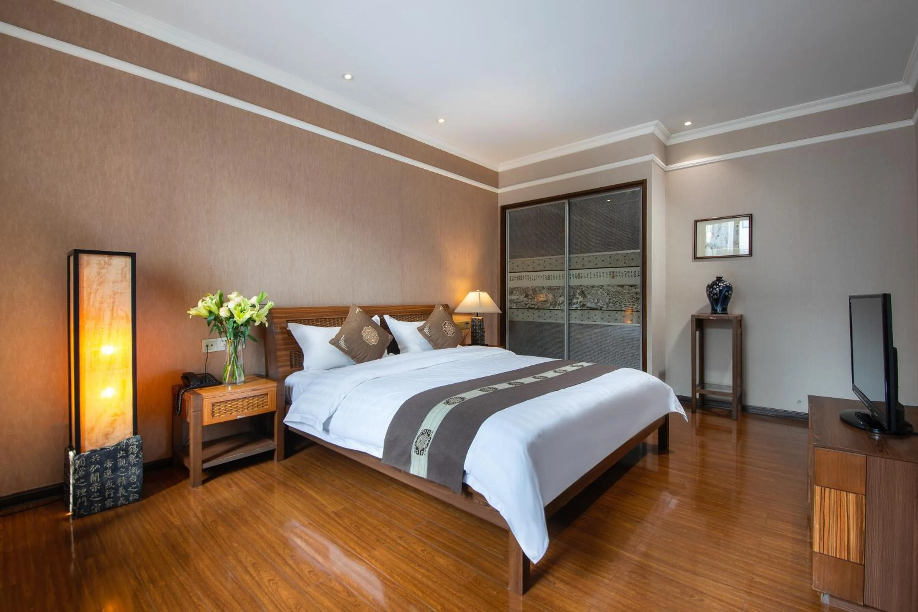 Bed in Aroma Tea House