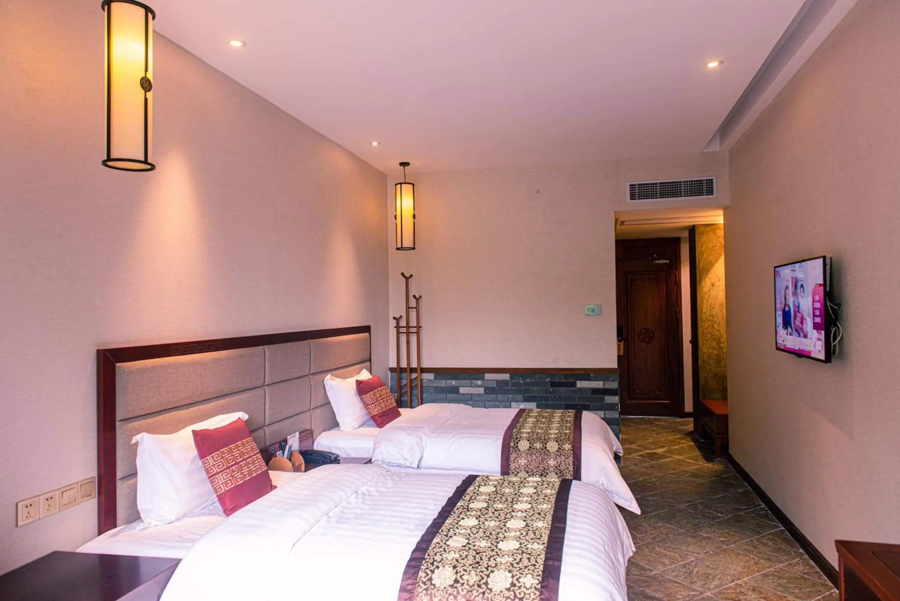 Bedroom, Bed in Aroma Tea House Bedroom, Bed in Aroma Tea House