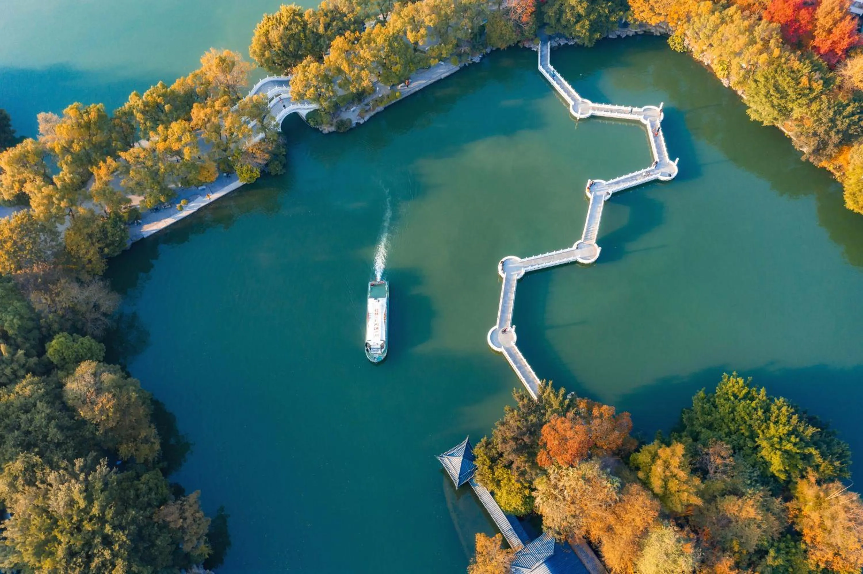 Nearby landmark in Aroma Tea House