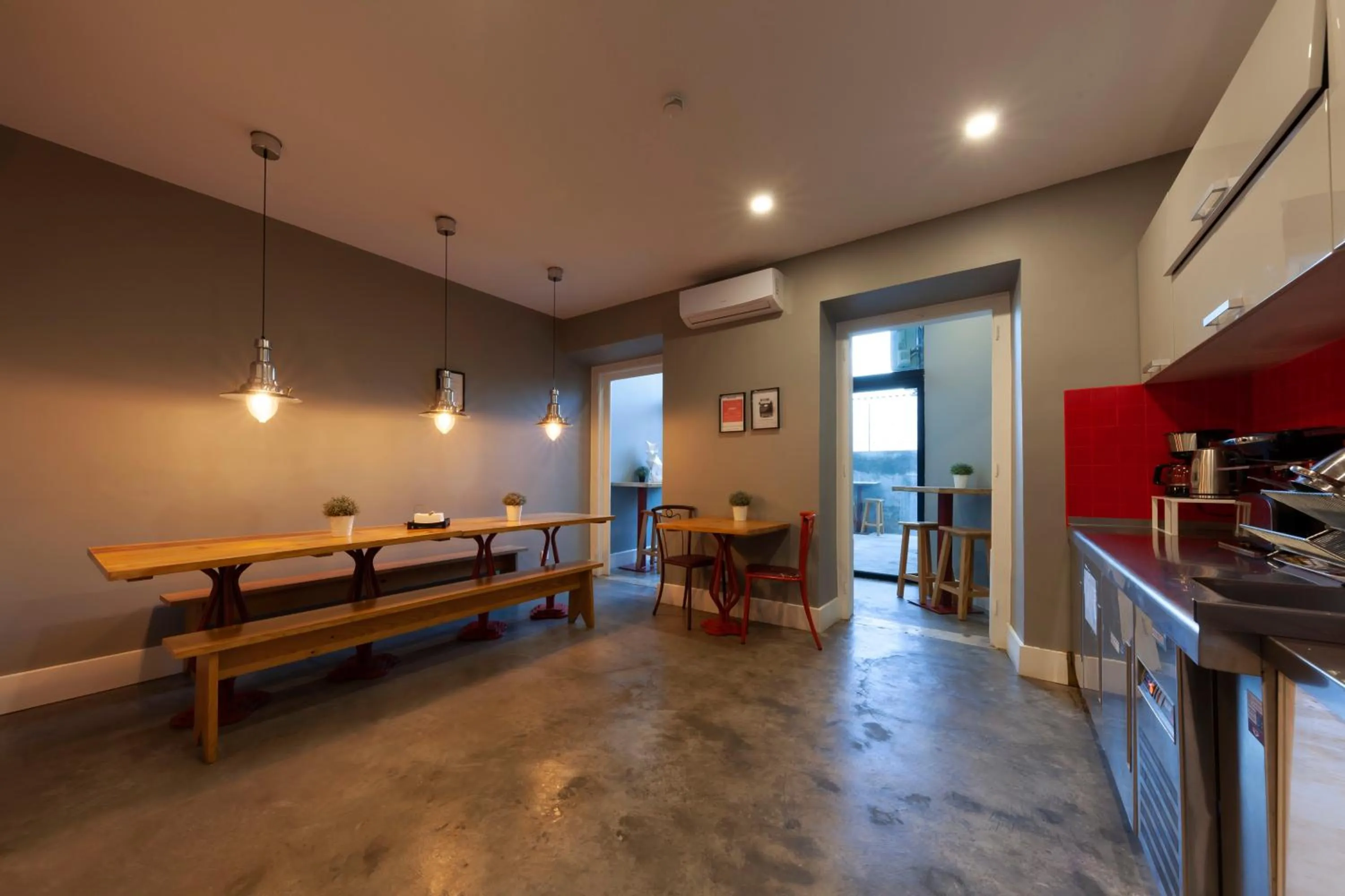 Kitchen or kitchenette in The Bridge