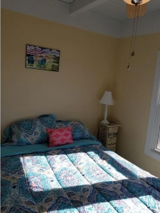 Bed in donovan"s Reef