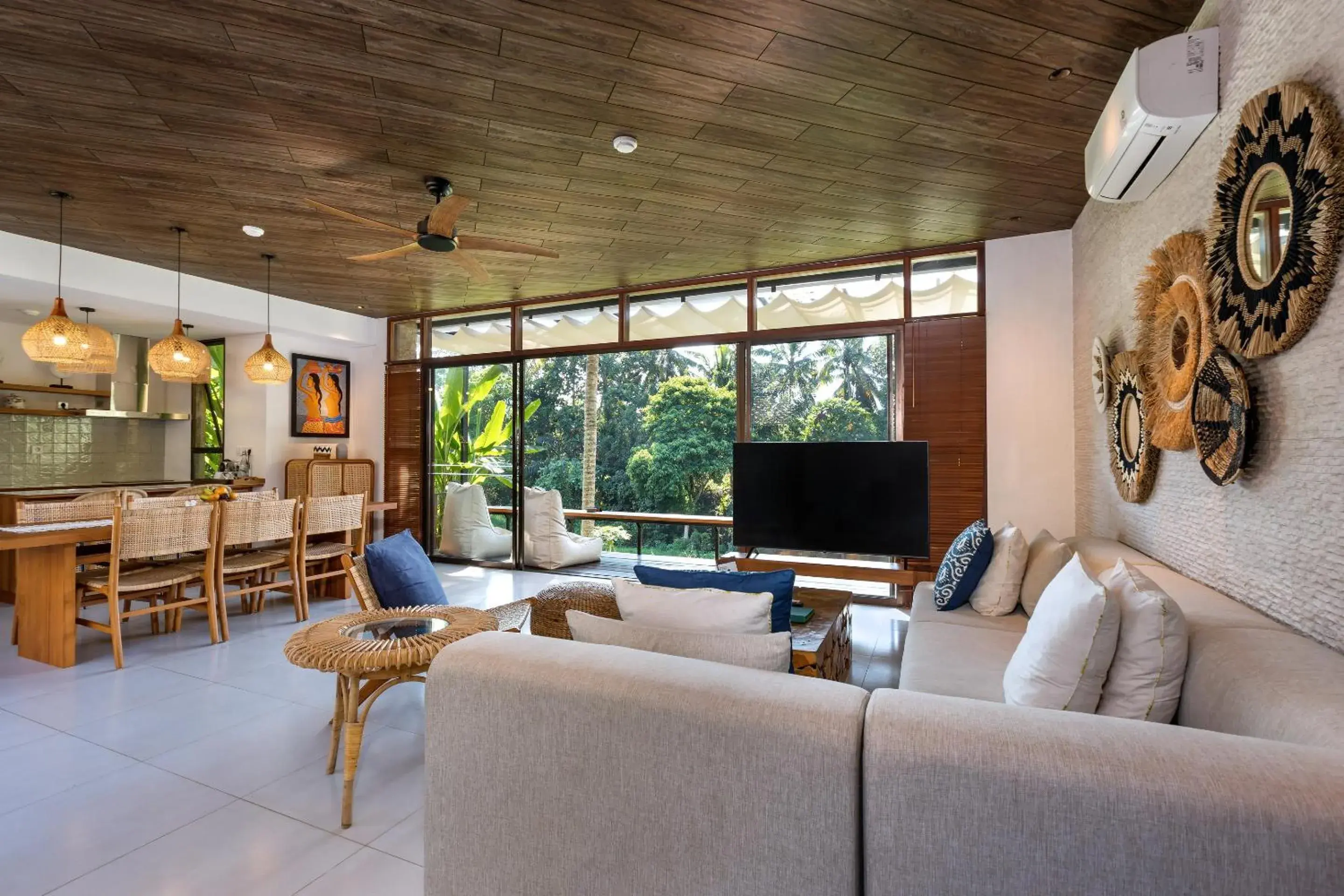 Living room in Ubud Green Resort Villas Powered by Archipelago Living room in Ubud Green Resort Villas Powered by Archipelago