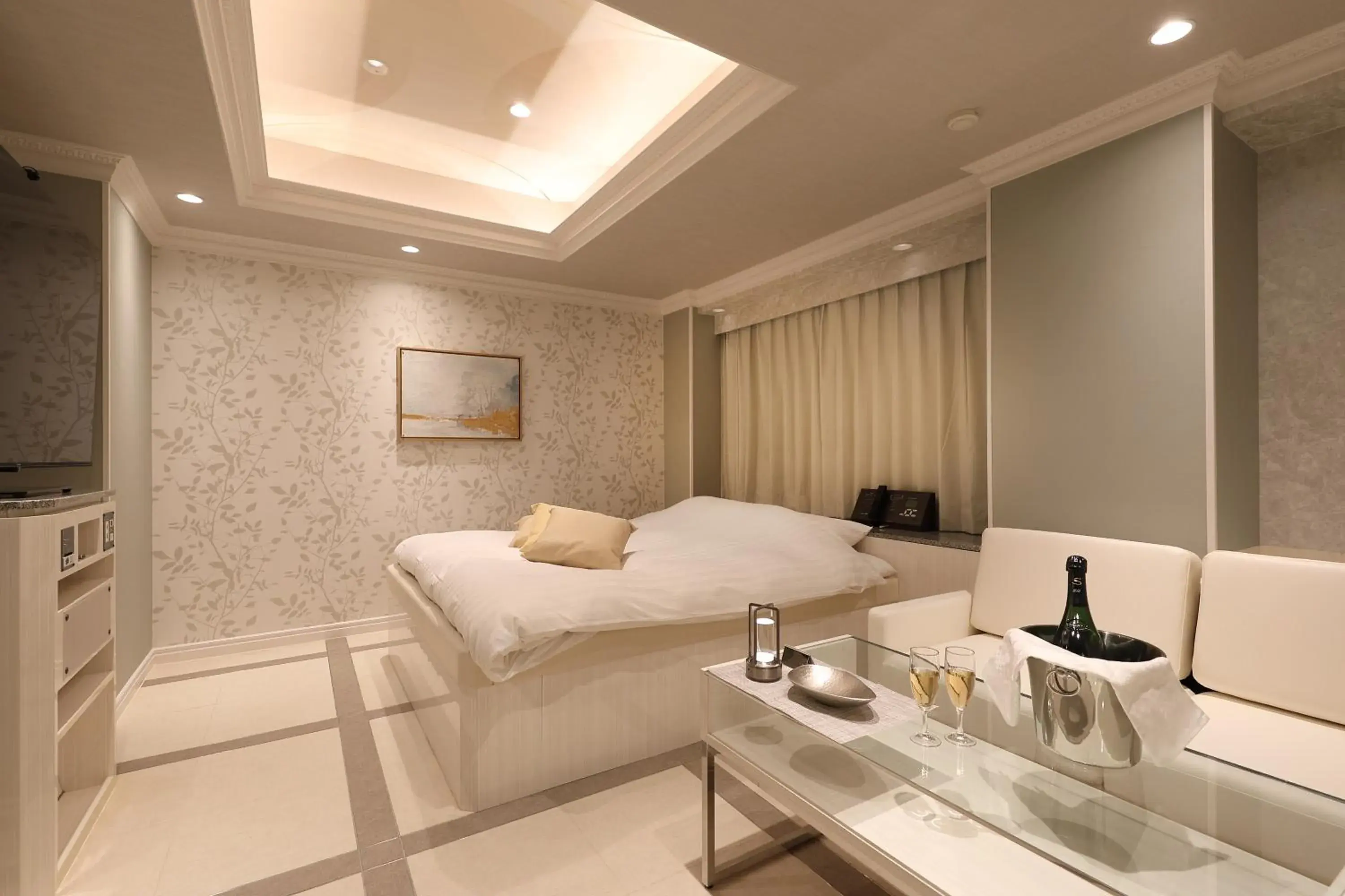 Photo of the whole room in Hotel Valentine Chiryu Photo of the whole room in Hotel Valentine Chiryu