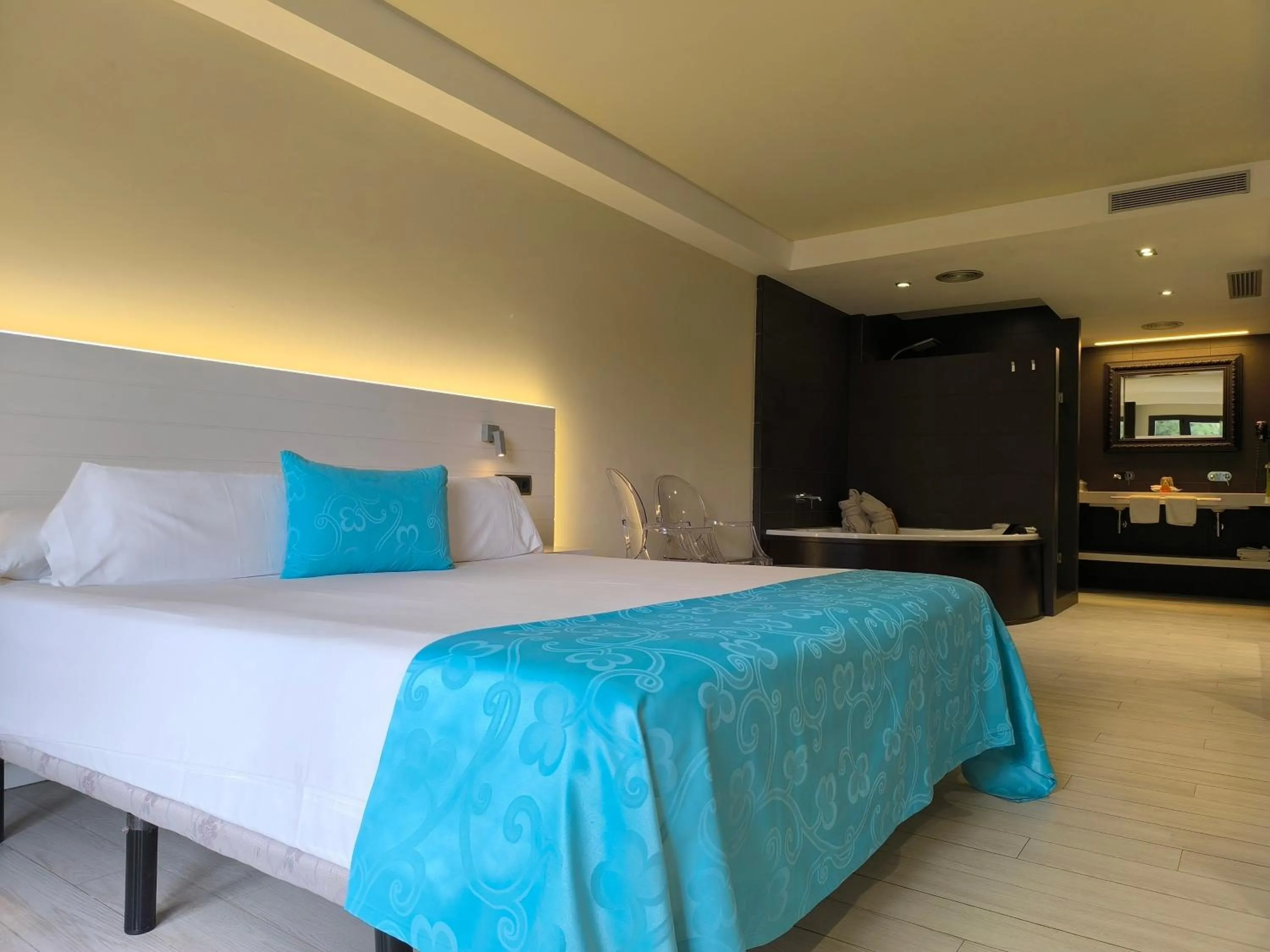 Other, Bed in Hotel Spa La Terrassa