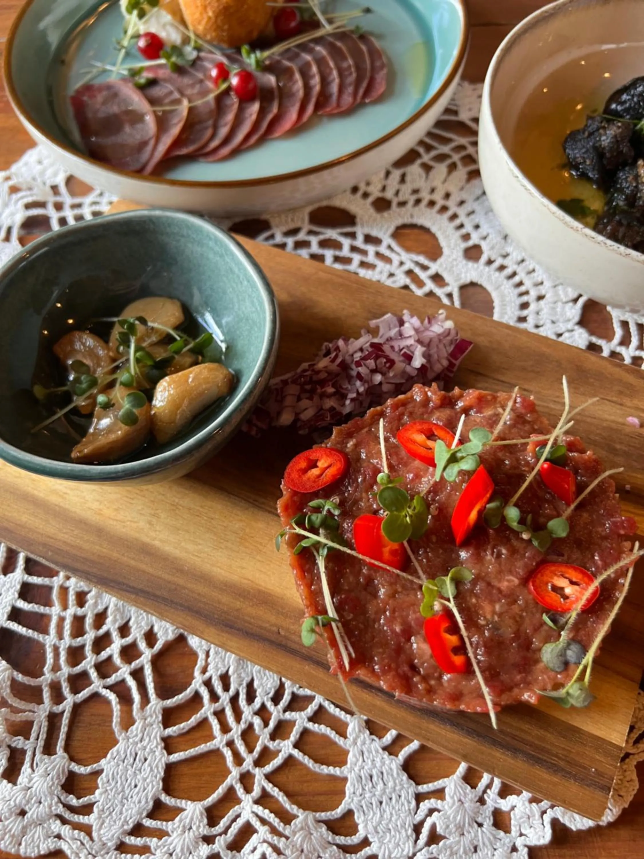 Food in Villa Regia