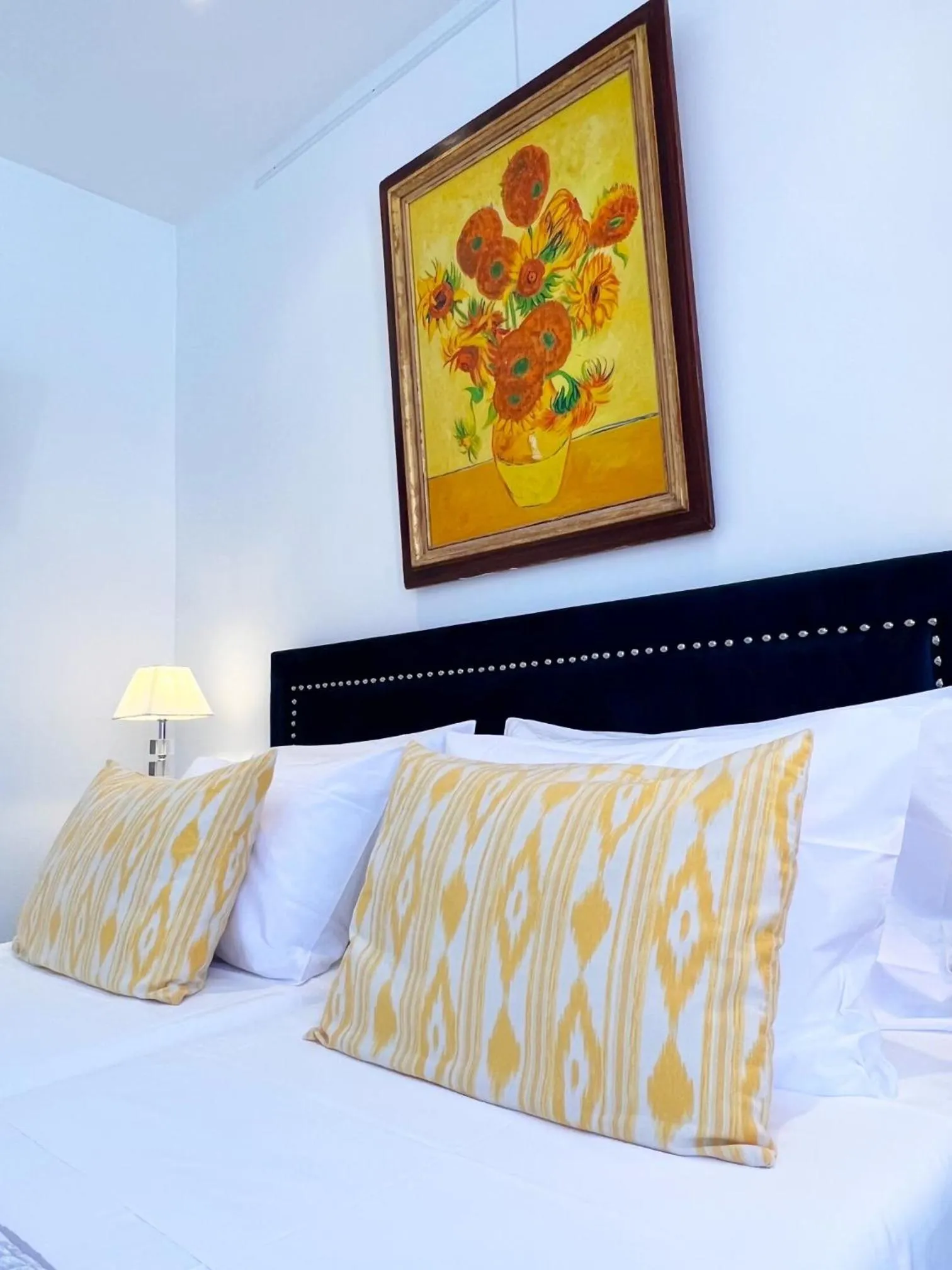 Bed in Hotel Normandy