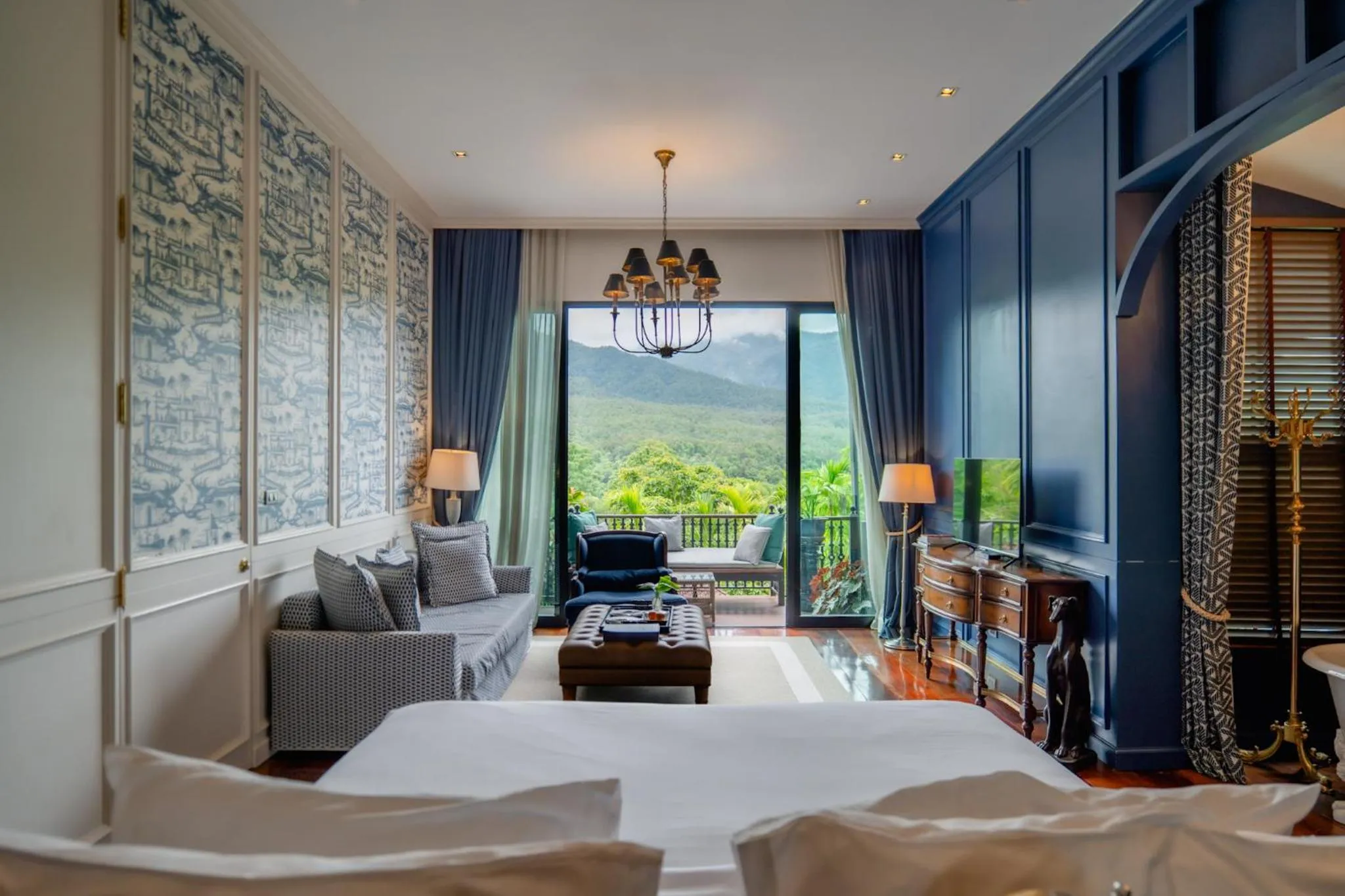 Bed in Chantra Khiri Chalet Chiang Mai