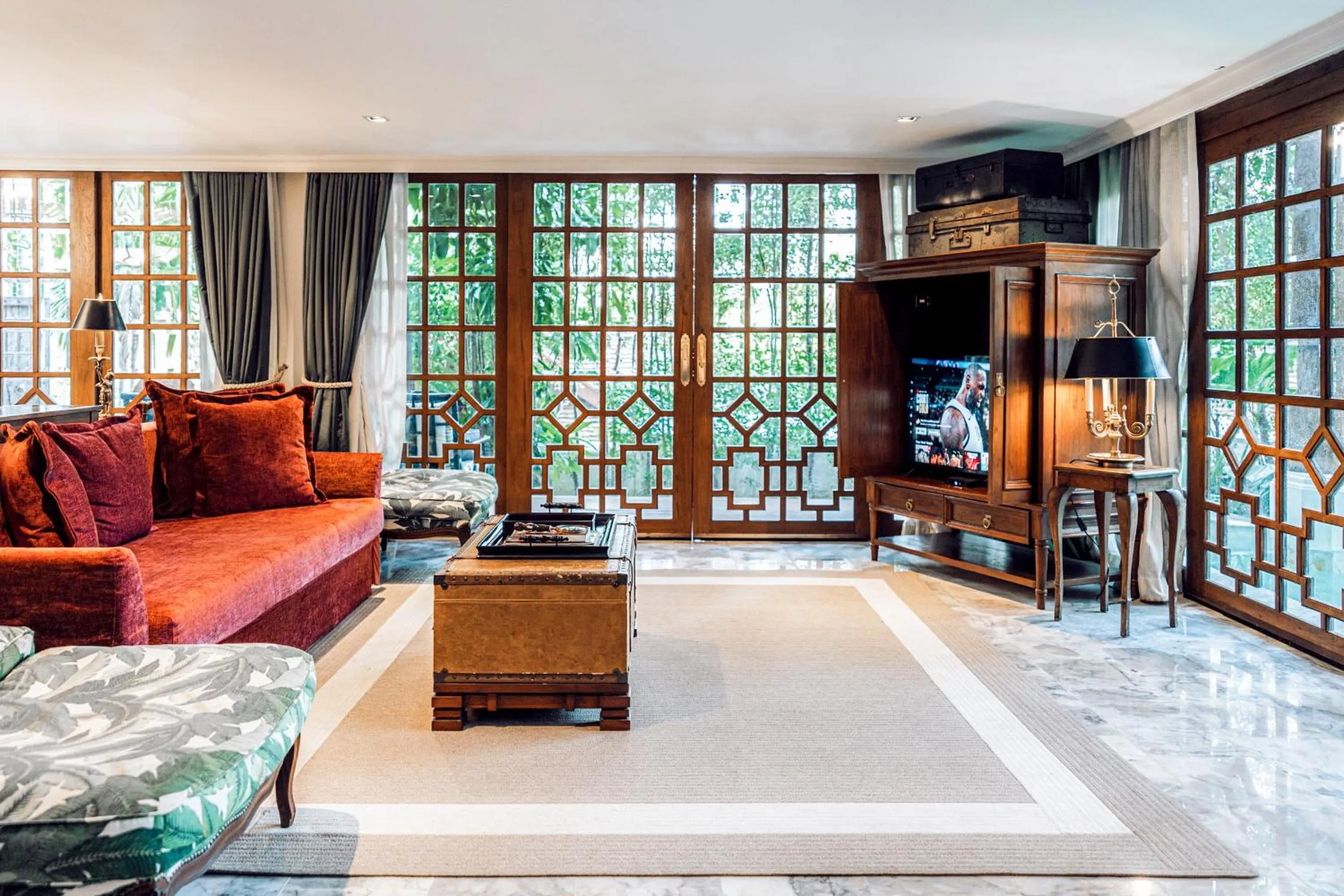 Communal lounge/ TV room in Chantra Khiri Chalet Chiang Mai