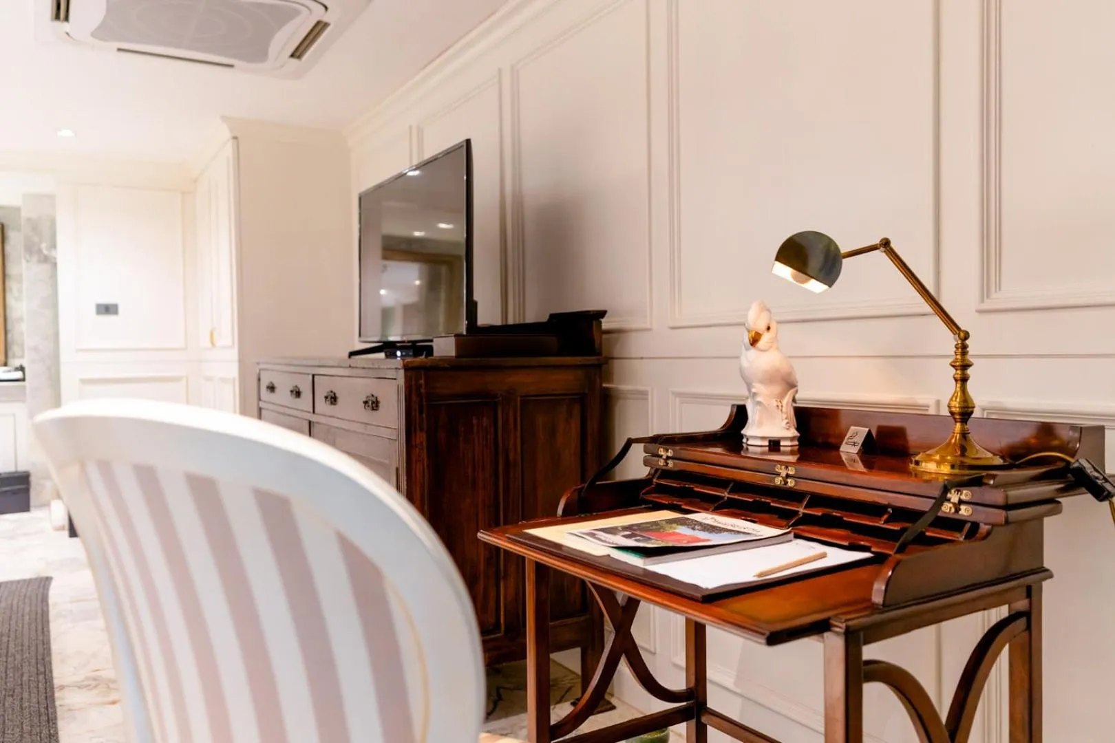 Area and facilities in Chantra Khiri Chalet Chiang Mai