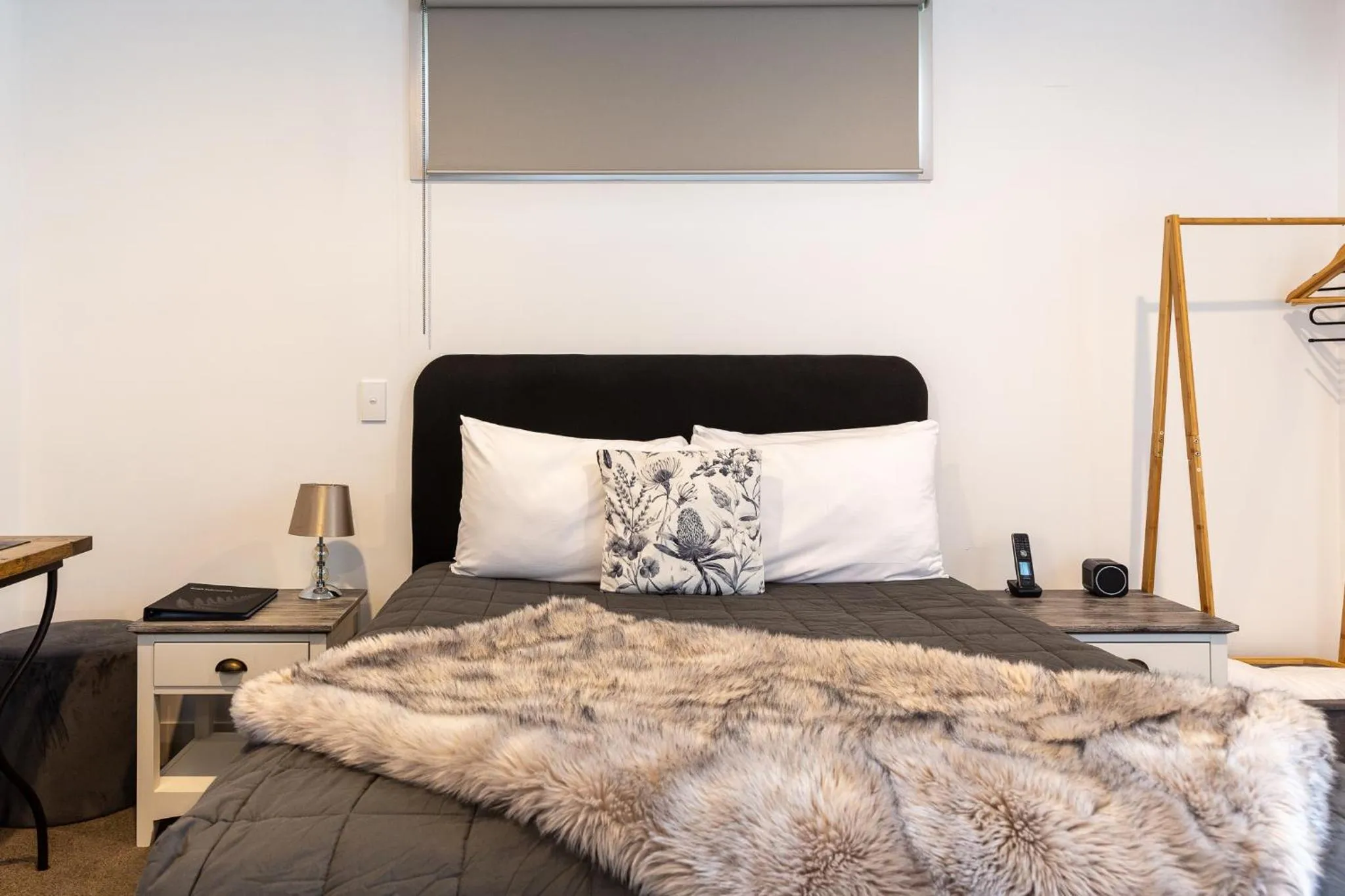 Bed in Talisman Hotel & Restaurant