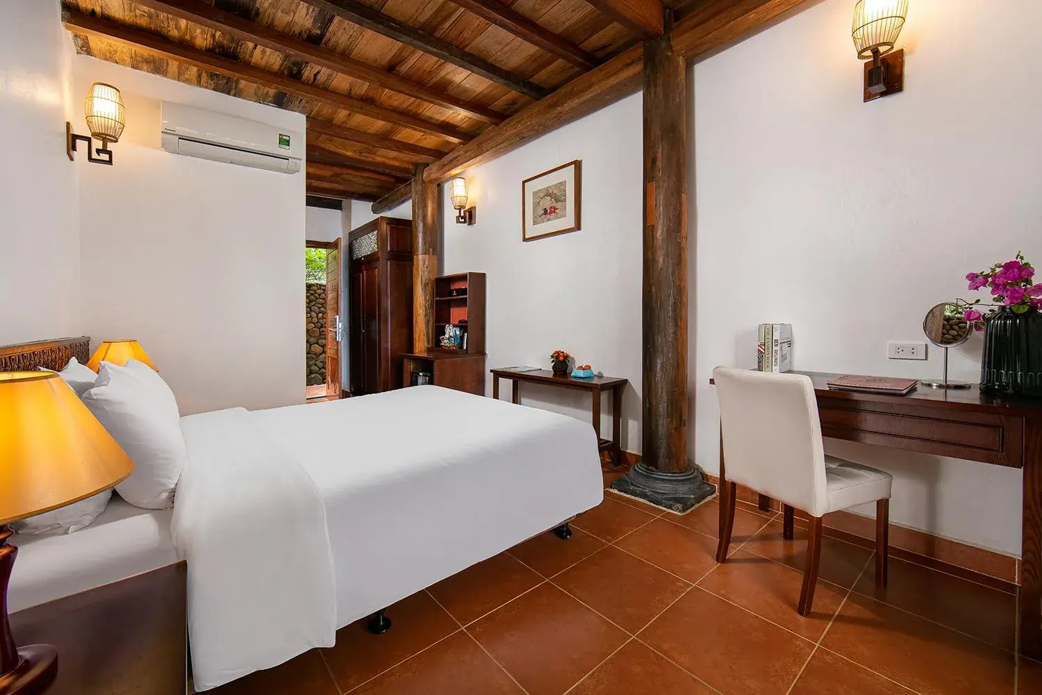 Place of worship, Bed in Mai Chau Hideaway Lake Resort Place of worship, Bed in Mai Chau Hideaway Lake Resort