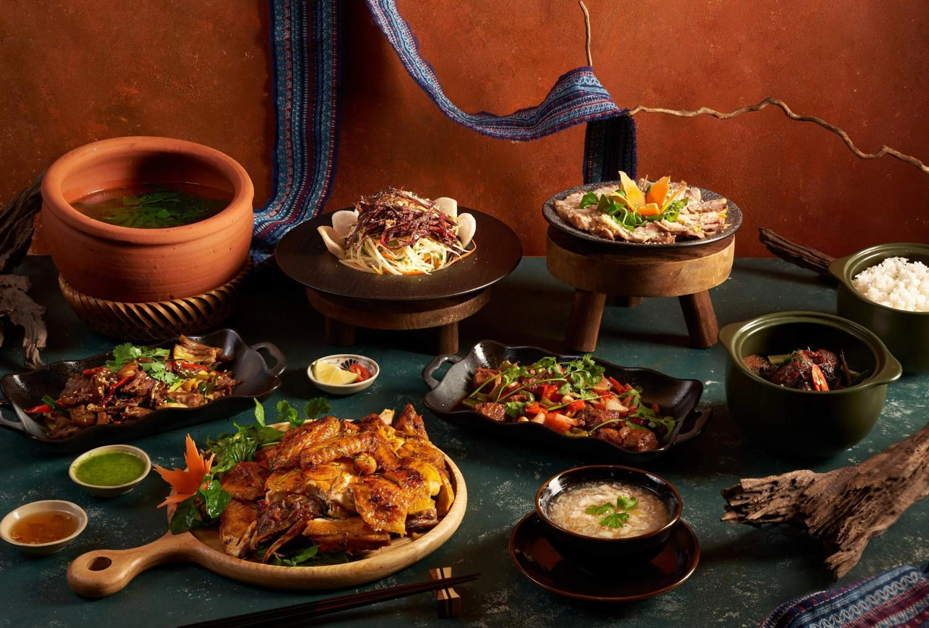 Food and drinks in Mai Chau Hideaway Lake Resort