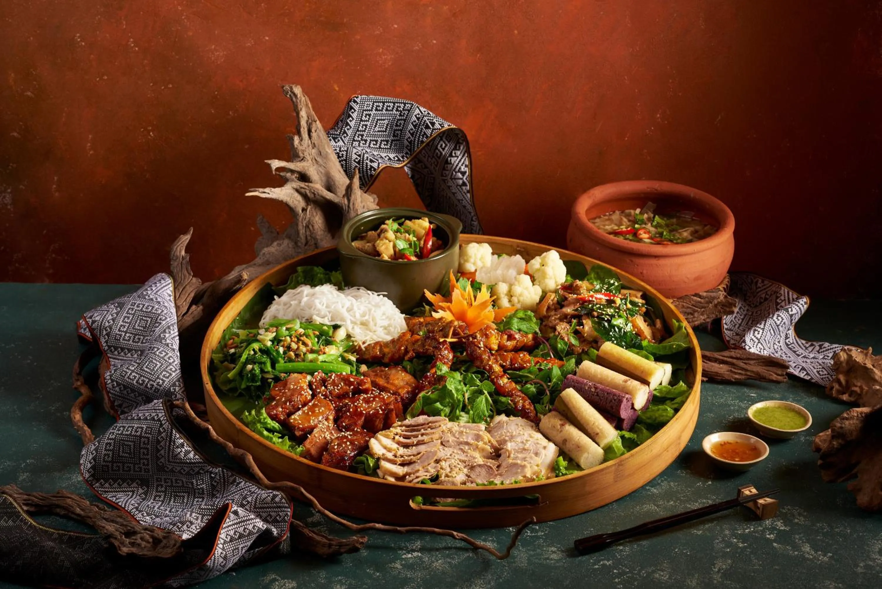 Food and drinks in Mai Chau Hideaway Lake Resort