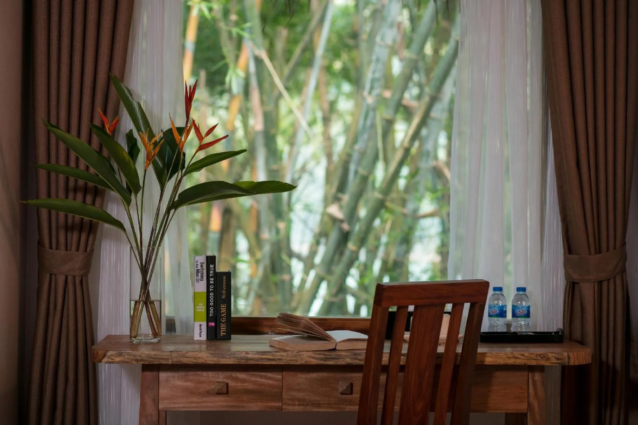 Natural landscape in Mai Chau Hideaway Lake Resort