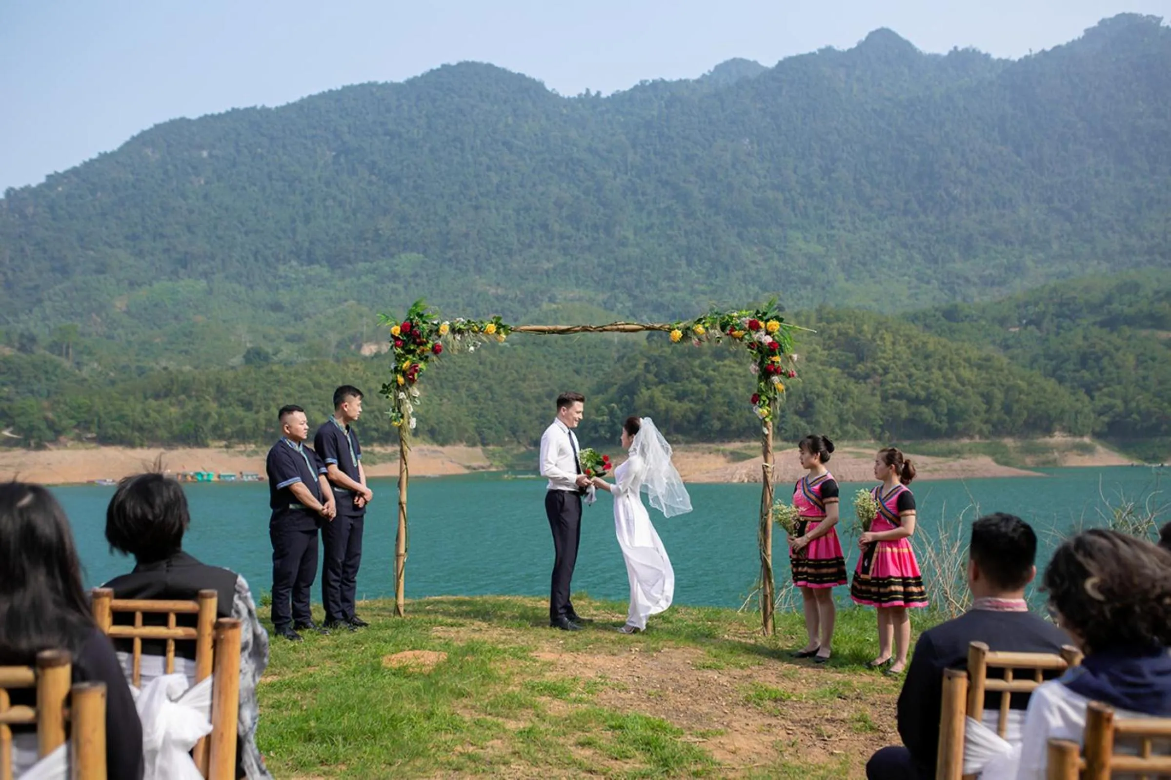 Activities in Mai Chau Hideaway Lake Resort