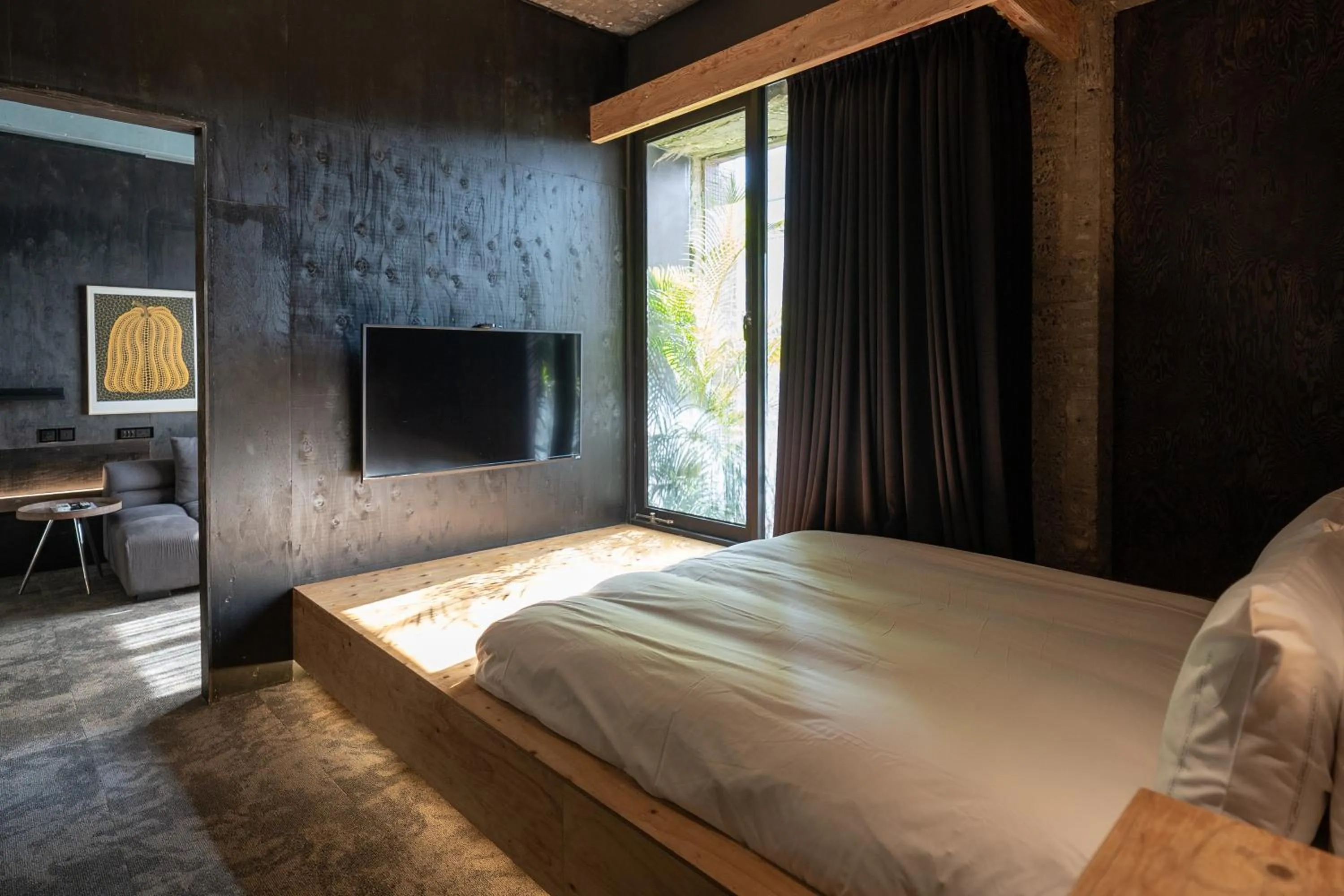 Photo of the whole room, Bed in SOF Hotel