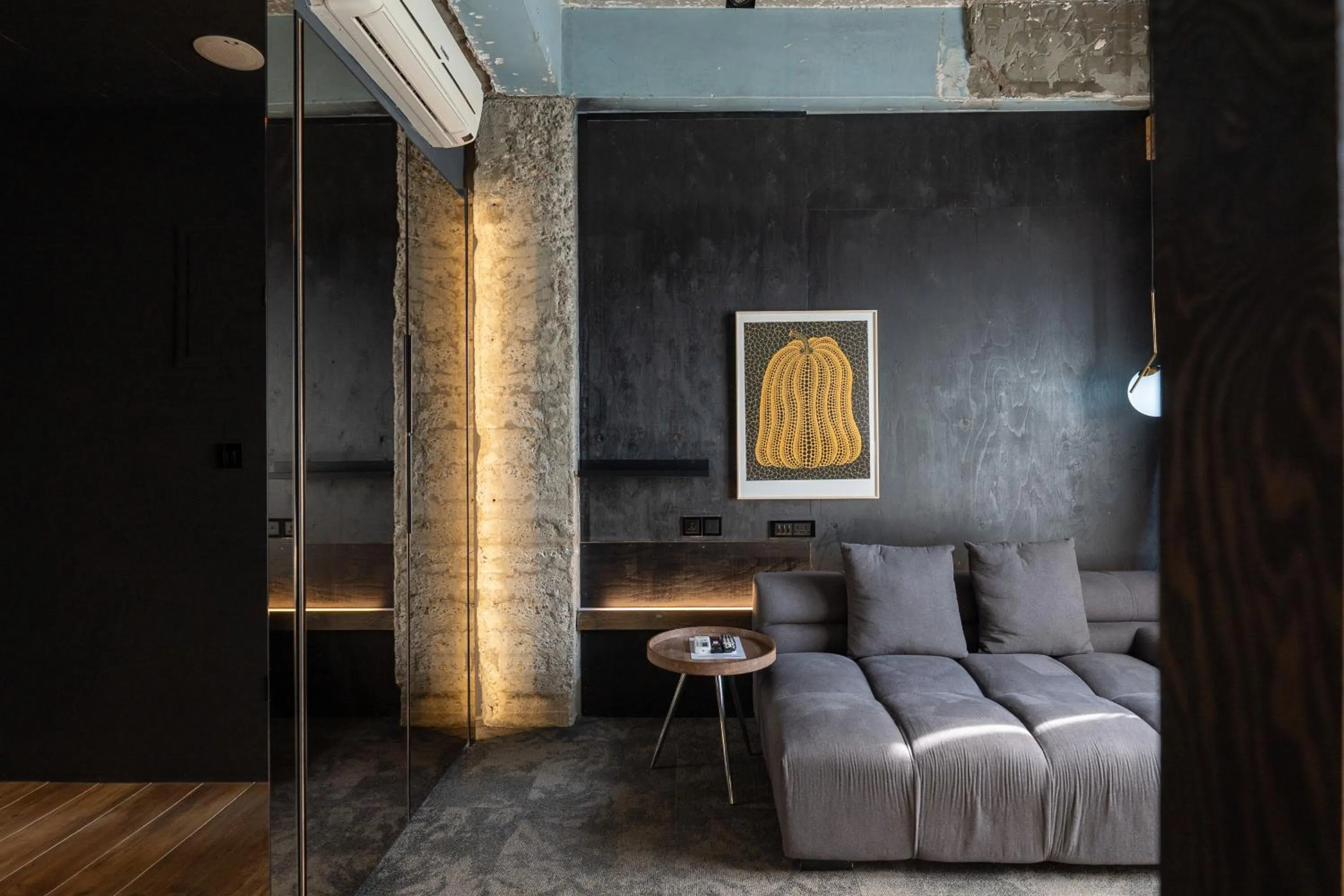 Living room in SOF Hotel