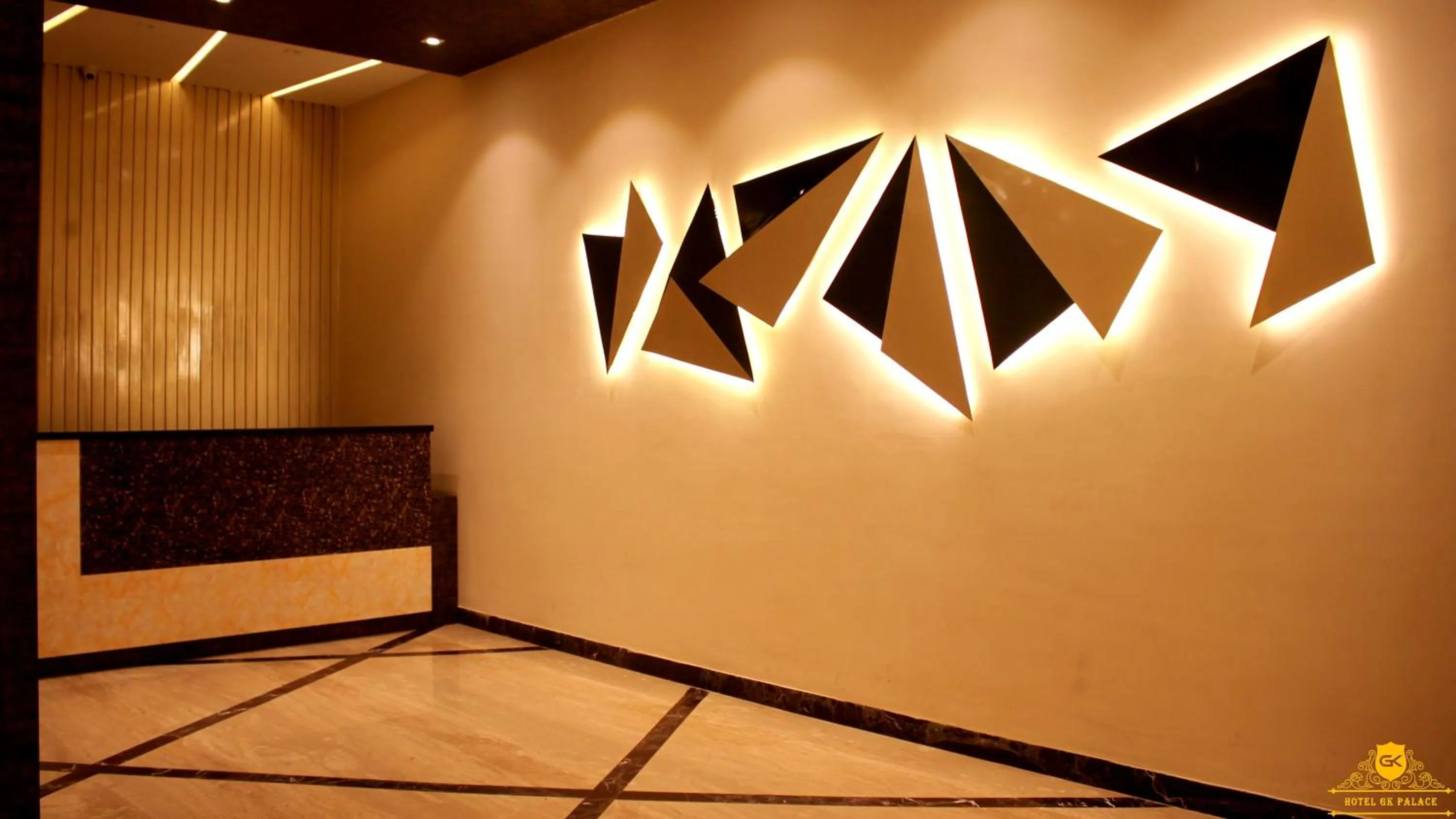 GK PALACE Pure VEG Hotel