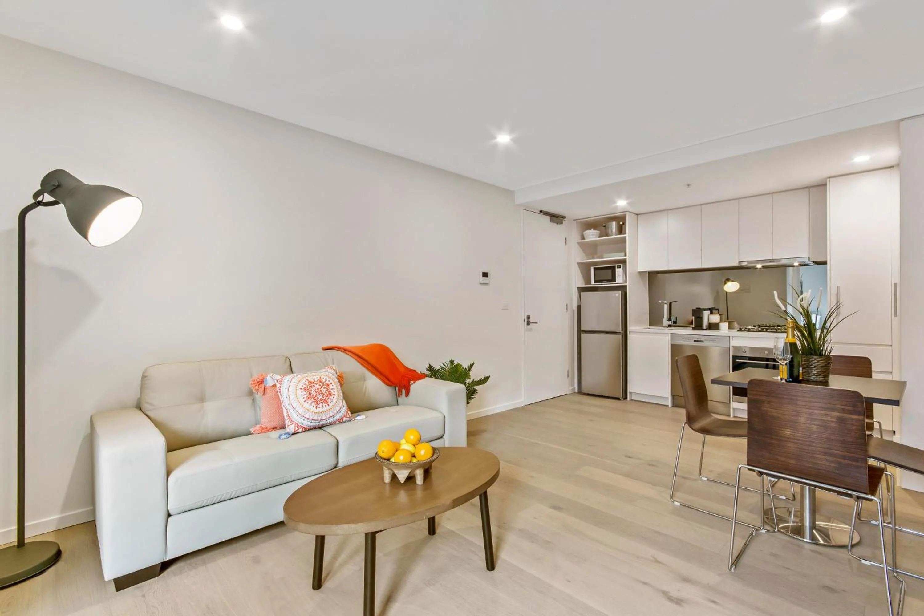 Living room in Melbourne City Apartments - Teri