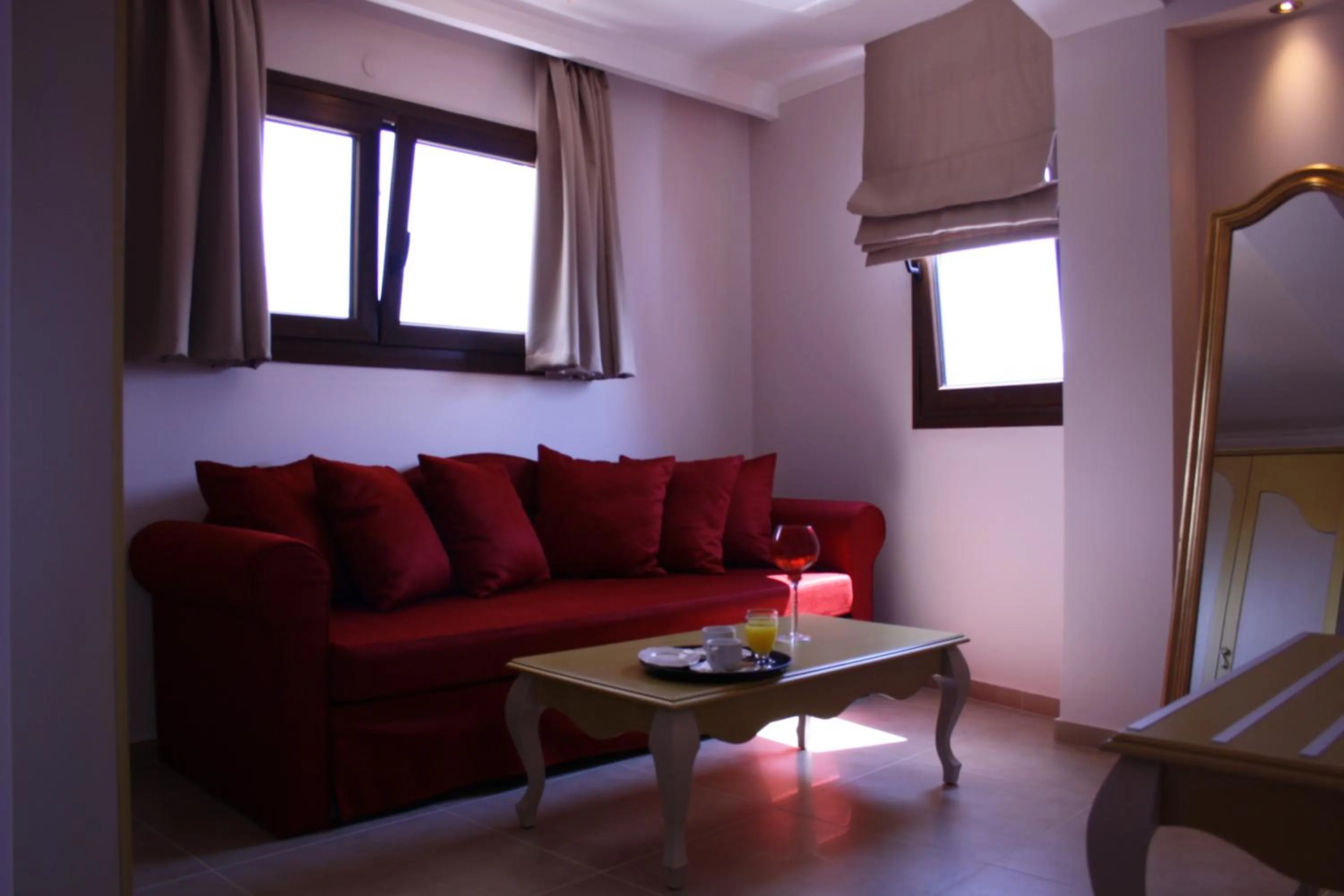 Seating area in Palatino Hotel