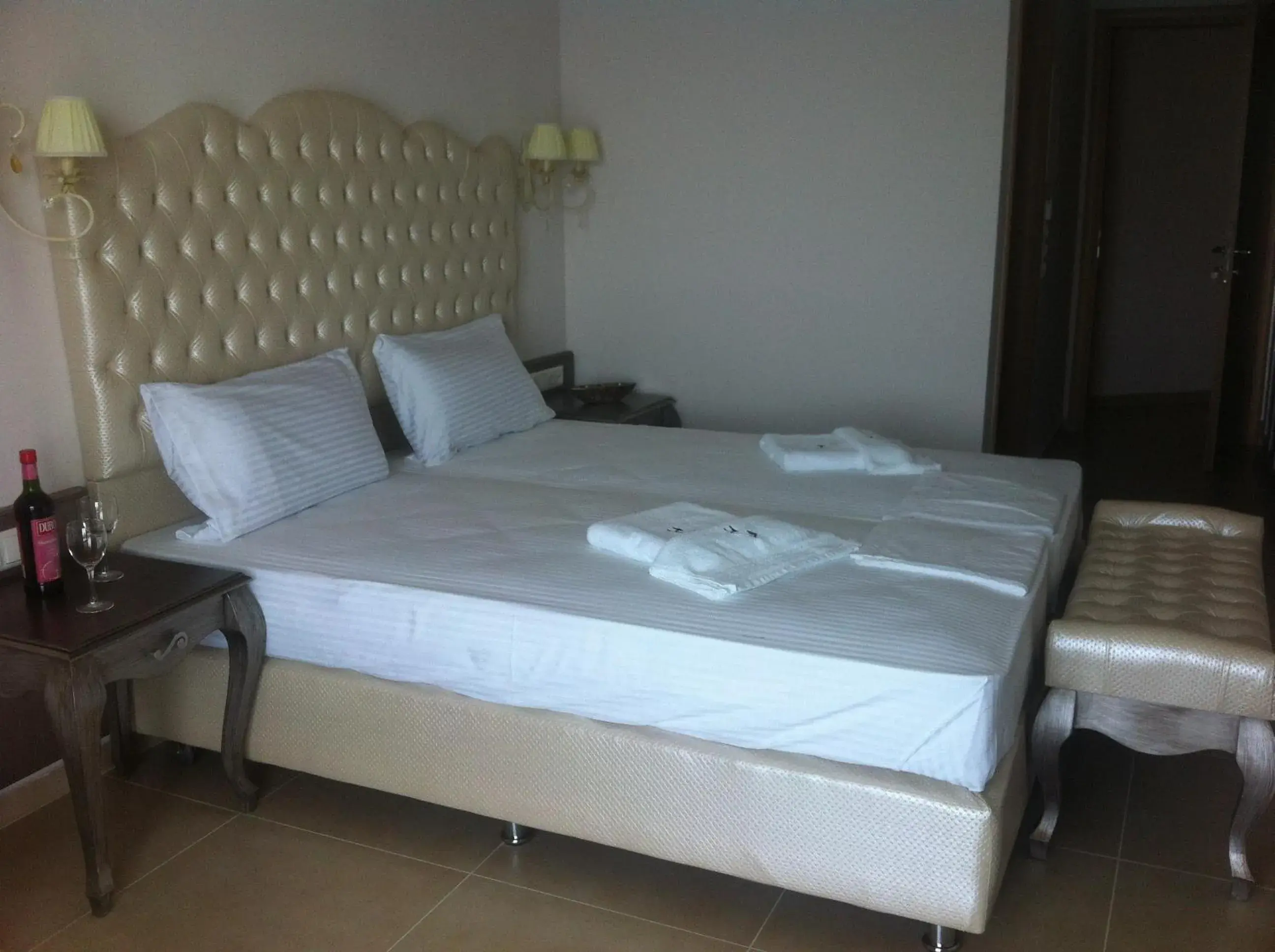 Photo of the whole room in Palatino Hotel Photo of the whole room in Palatino Hotel