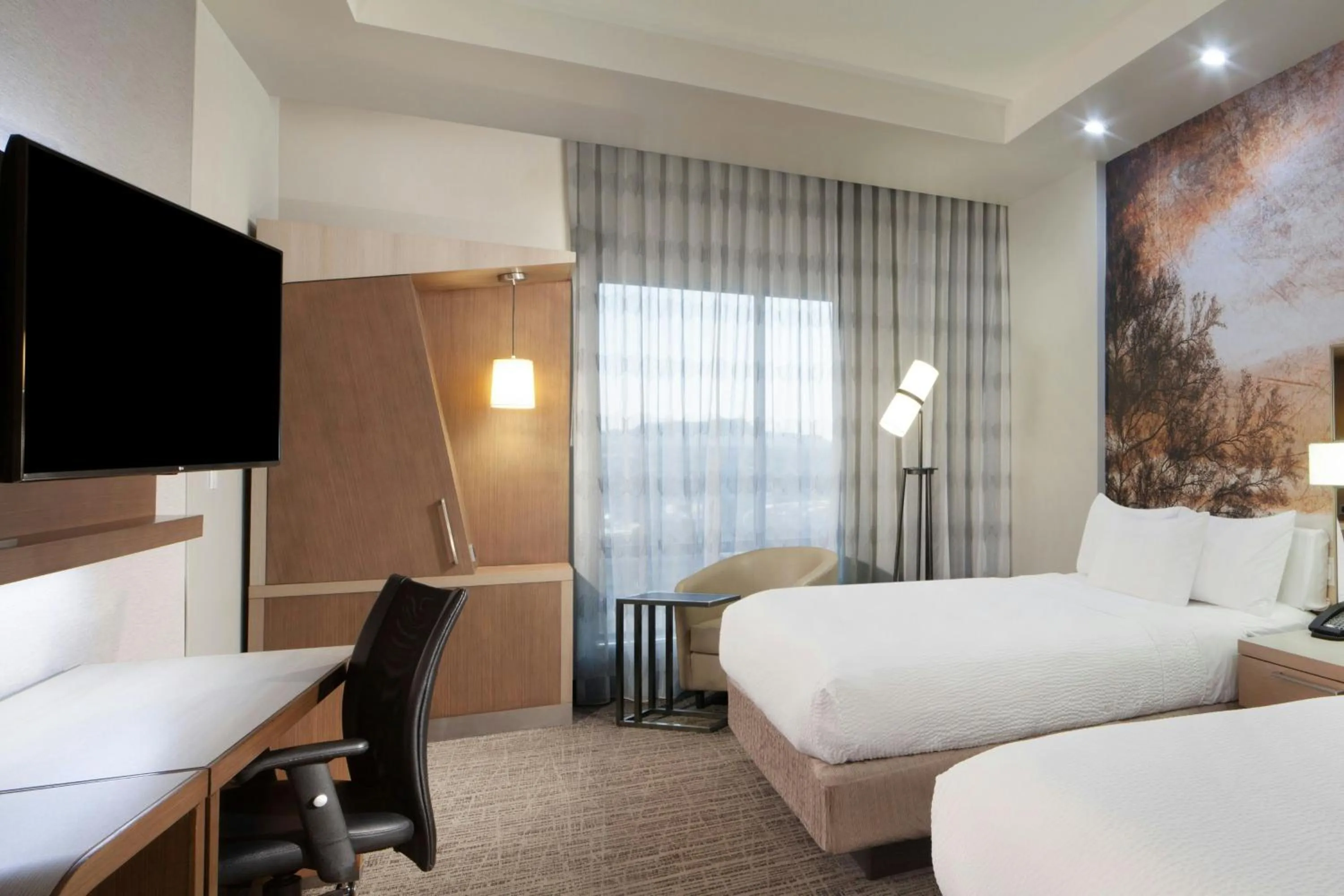 Photo of the whole room, Bed in Courtyard By Marriott El Paso Downtown/Convention Center