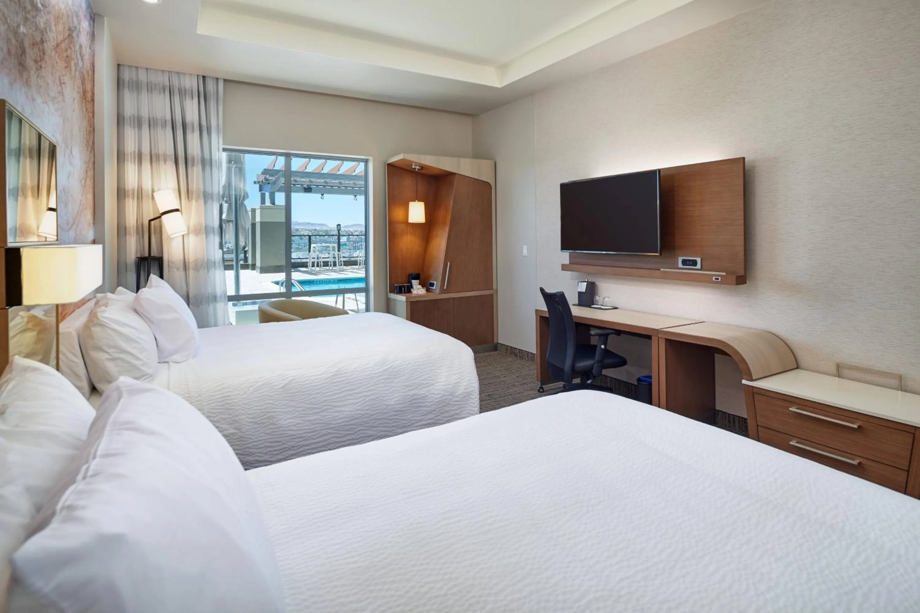 Double Queen Room in Courtyard By Marriott El Paso Downtown/Convention Center