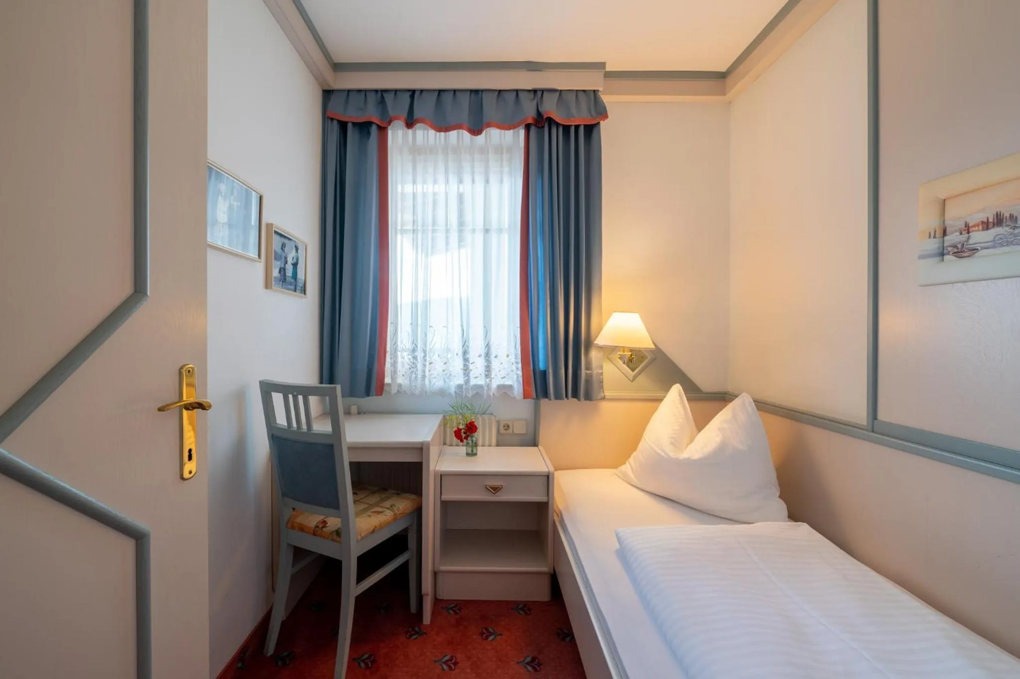 Bedroom, Bed in Hotel Alexanderhof