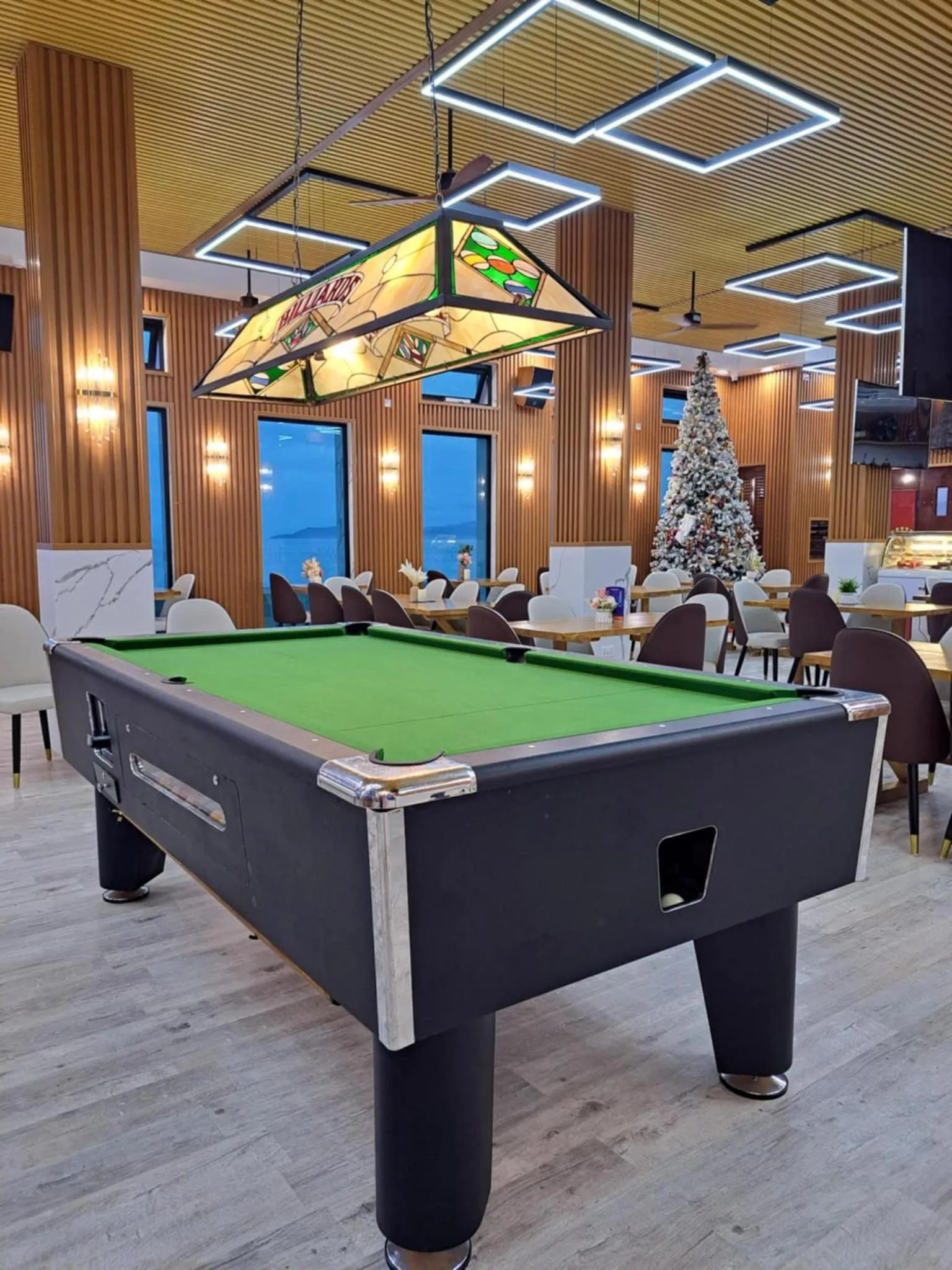 Billiard in Cave Beach Resort - Boutique Accomodation