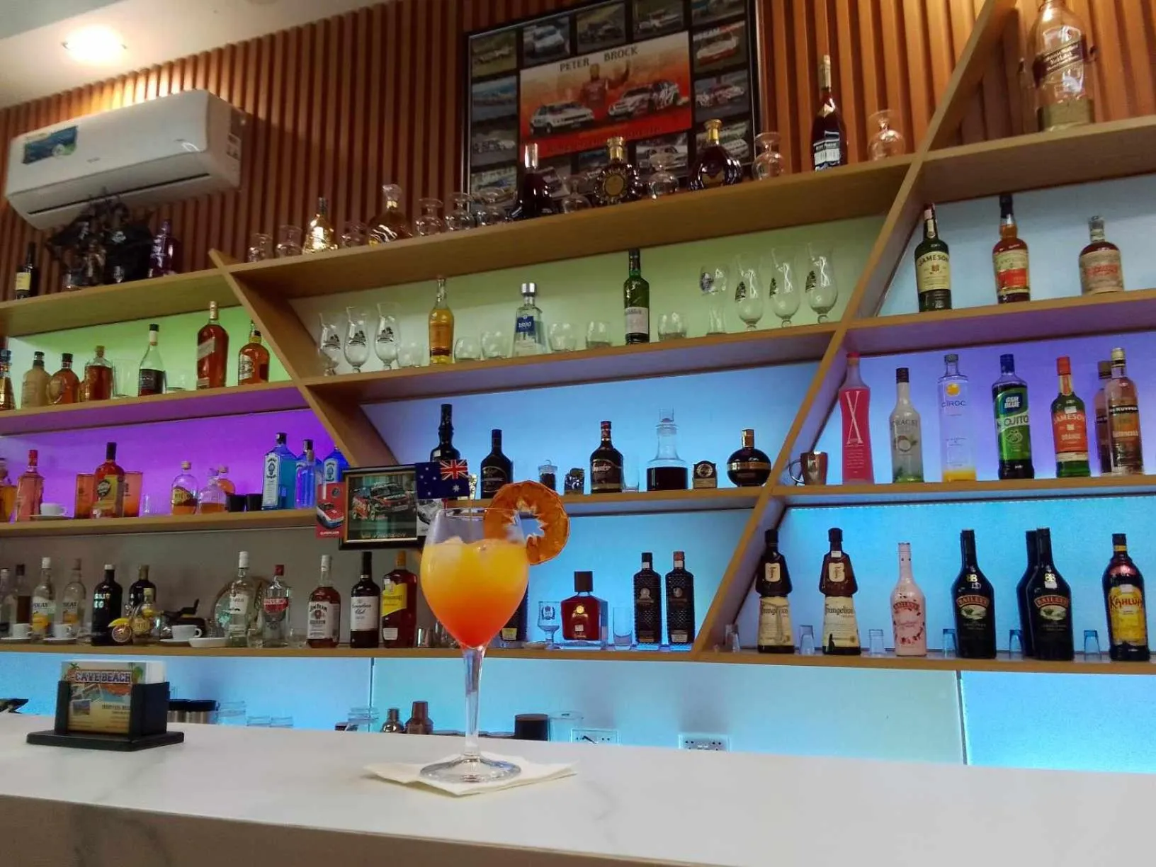 Lounge or bar in Cave Beach Resort - Boutique Accomodation