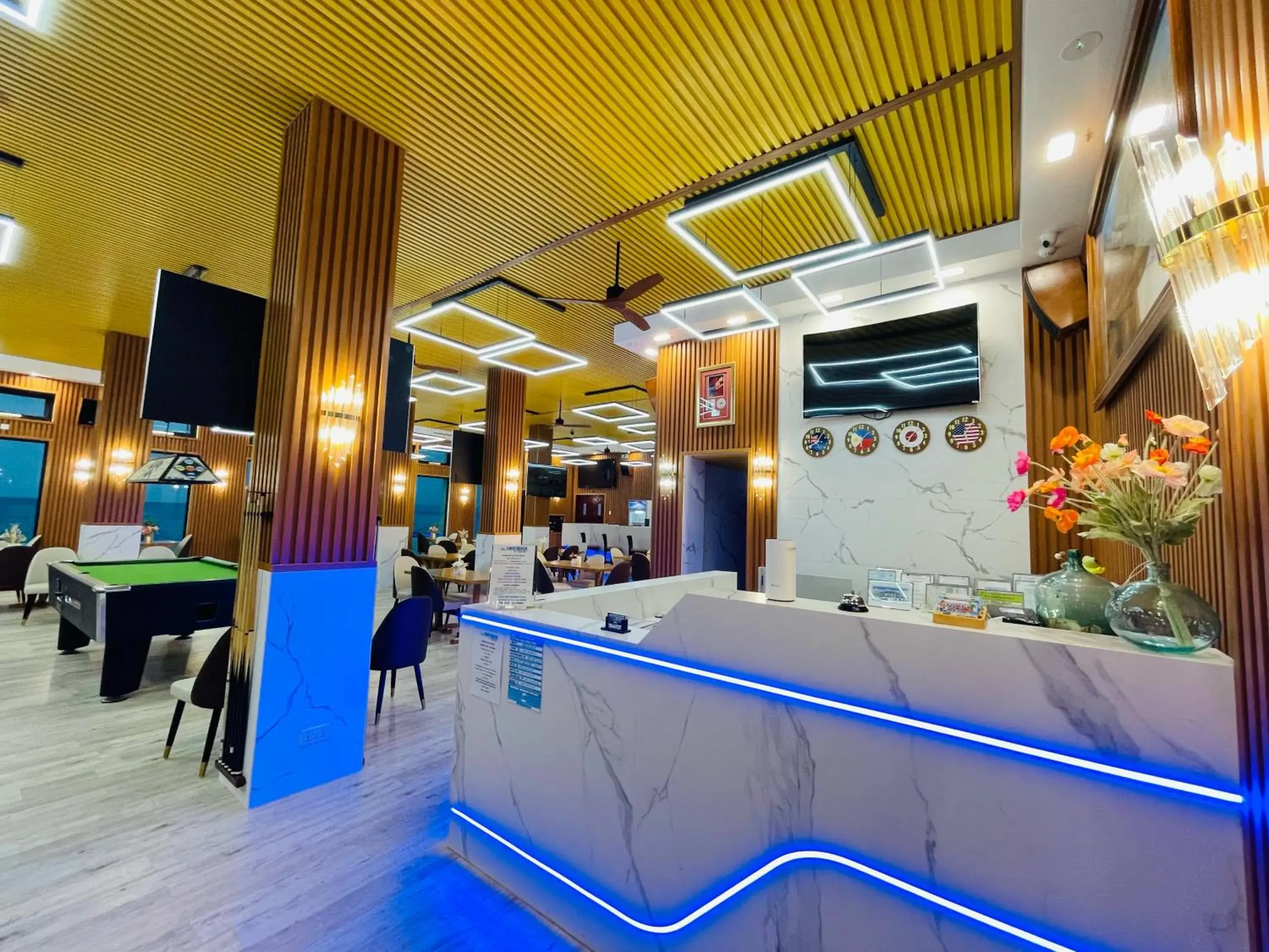 Restaurant/places to eat in Cave Beach Resort - Boutique Accomodation Restaurant/places to eat in Cave Beach Resort - Boutique Accomodation