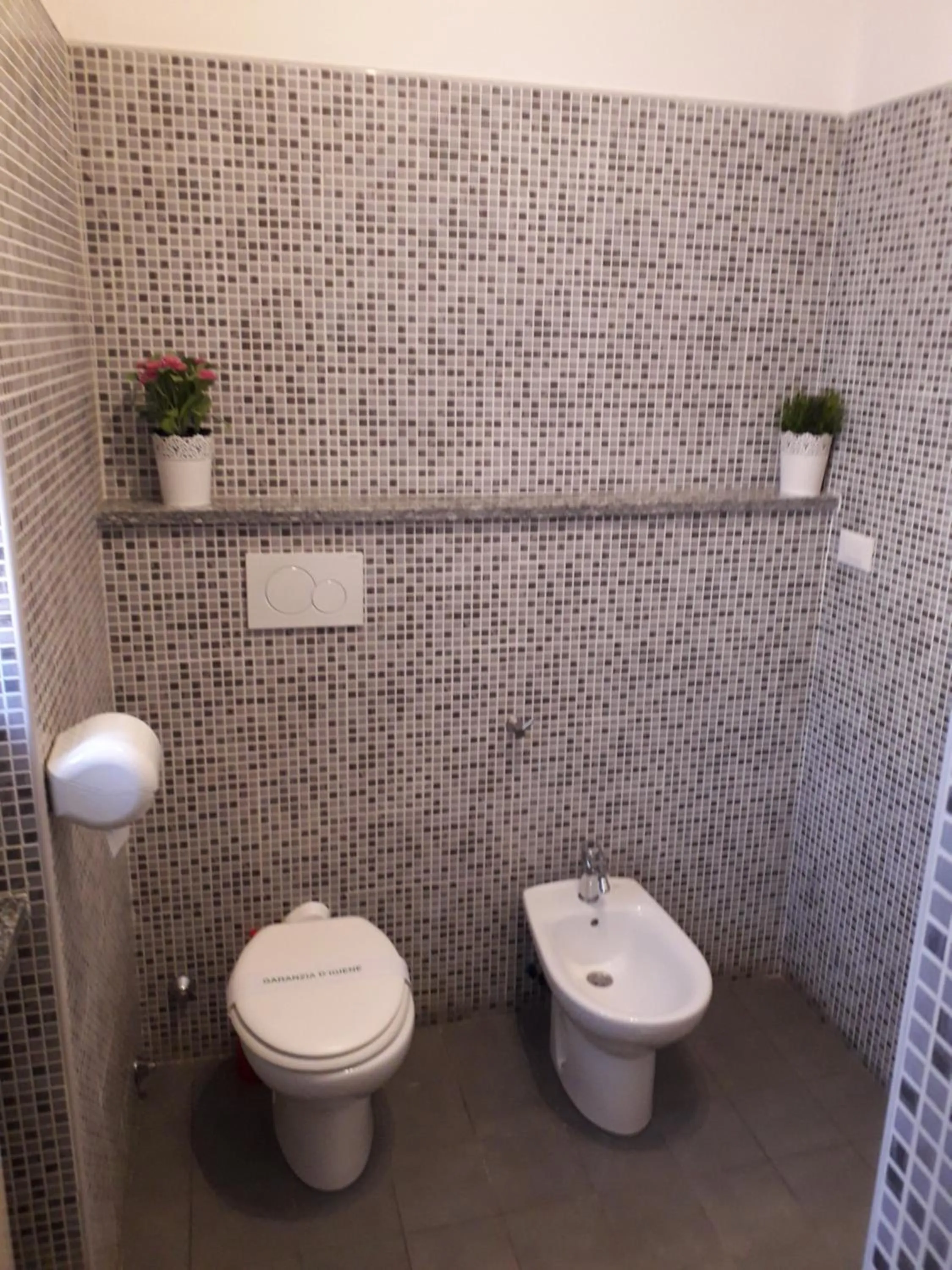 Bathroom in Hotel Vittoriano