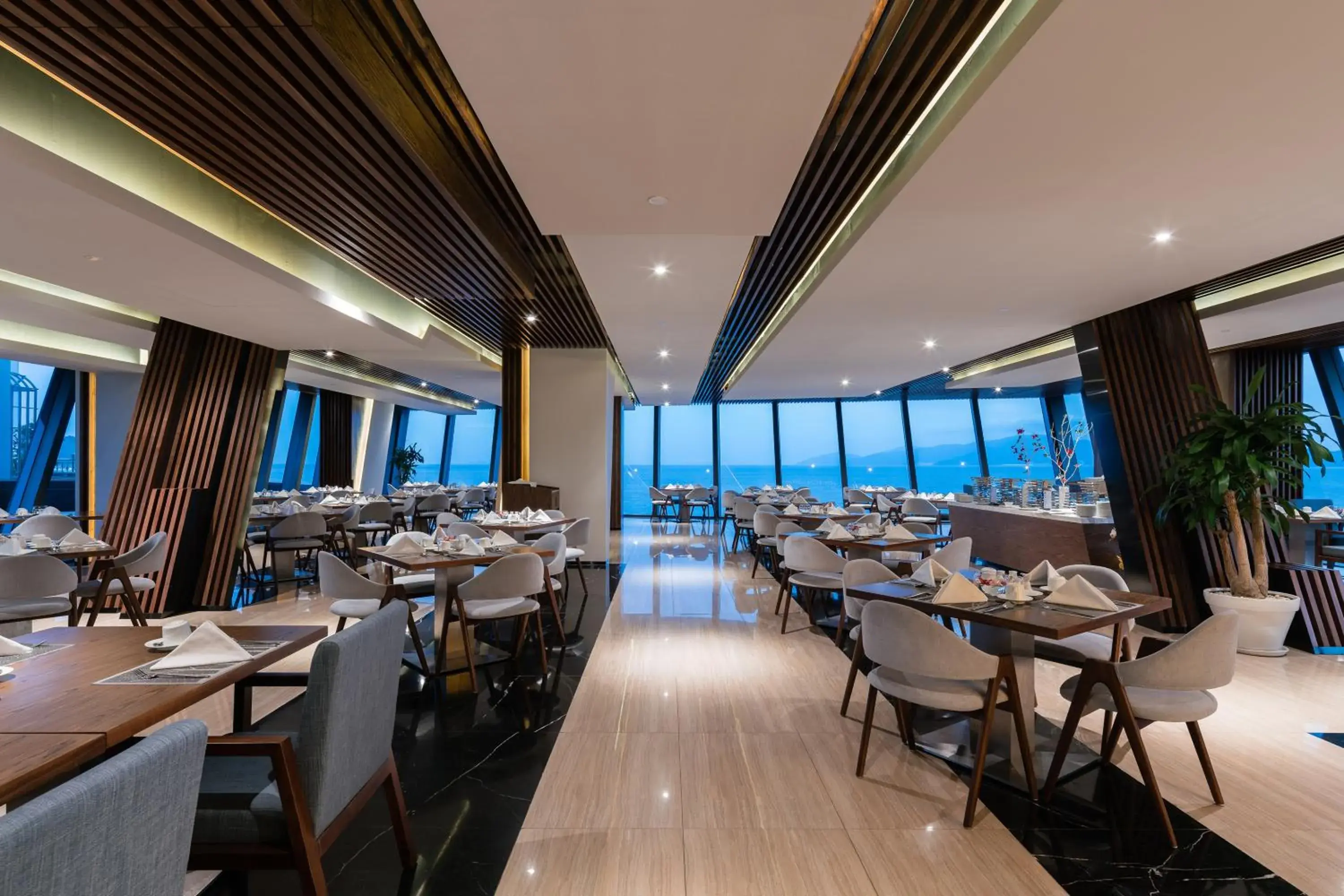 Restaurant/places to eat in Boton Blue Hotel & Spa Restaurant/places to eat in Boton Blue Hotel & Spa